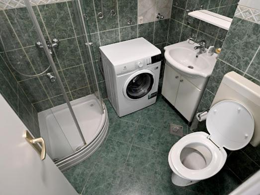 7 Brothers Apartment