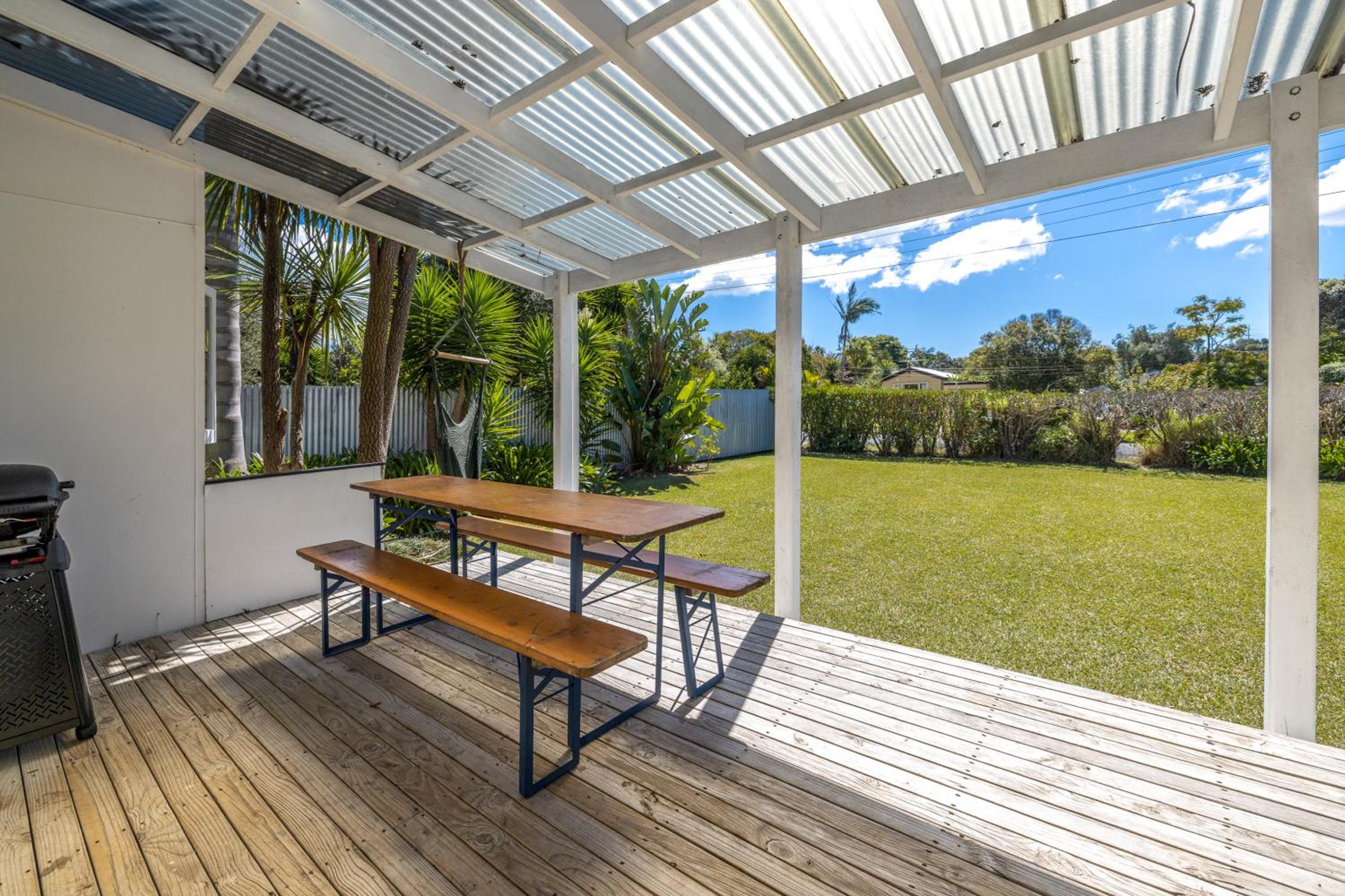 Oneroa Sunspot - Oneroa Holiday Home view 5