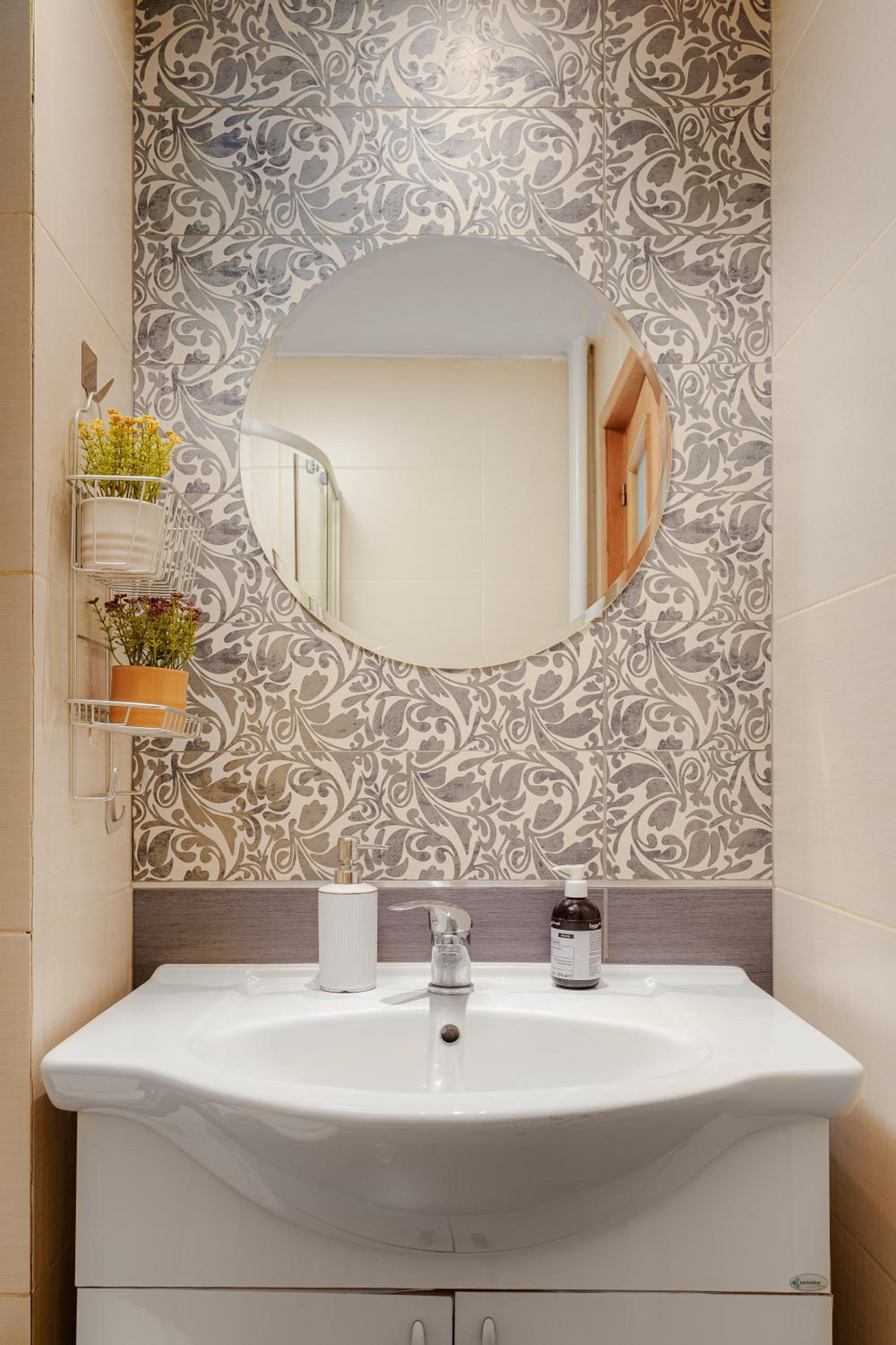 Old Town Chic 1 Br w self check in