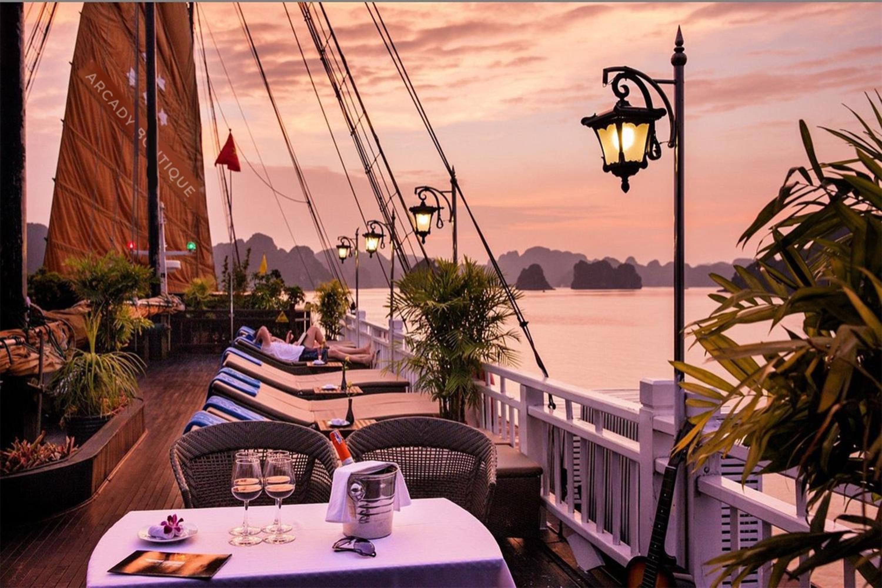 Halong Arcadia Cruise