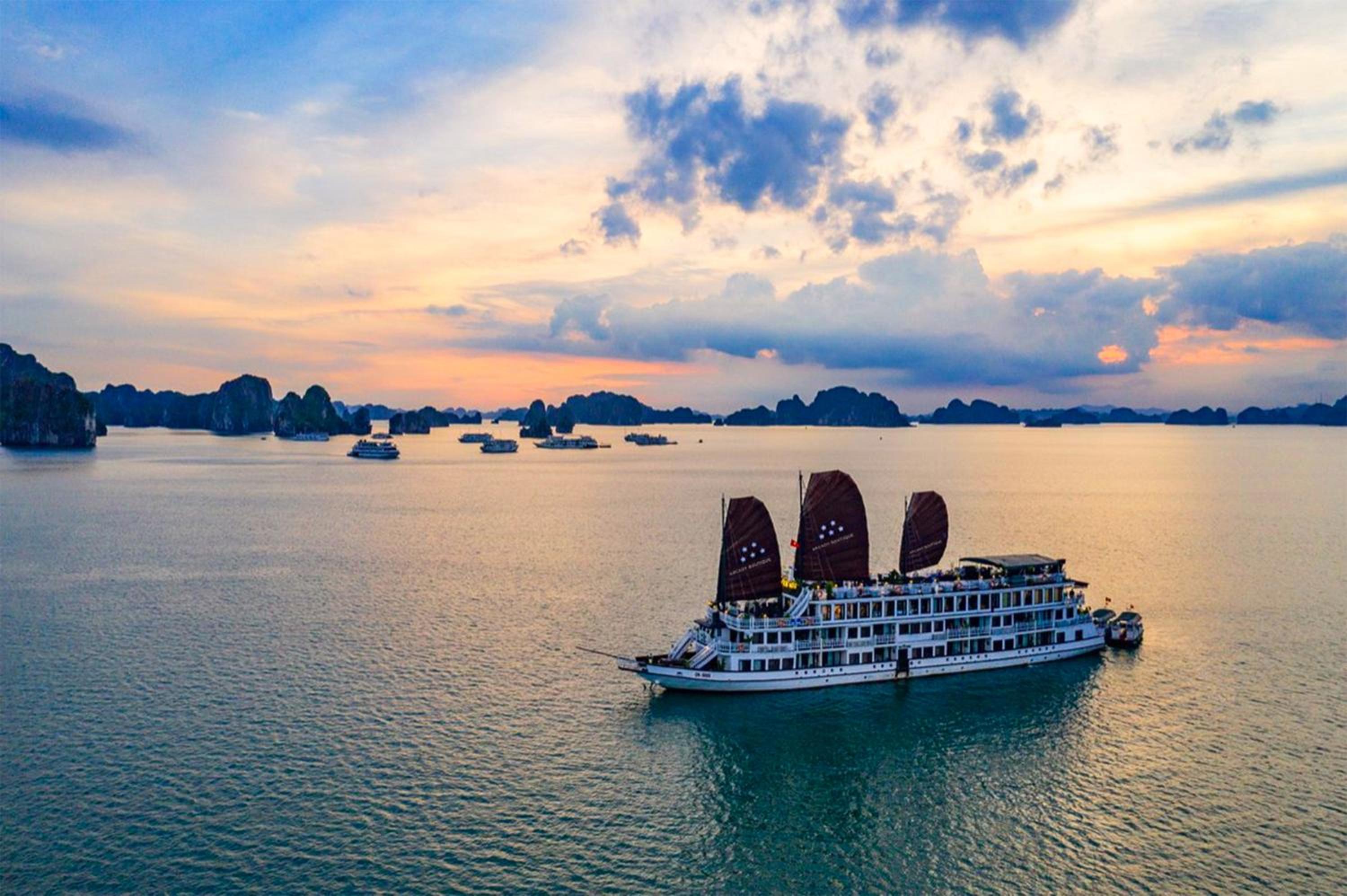 Halong Arcadia Cruise