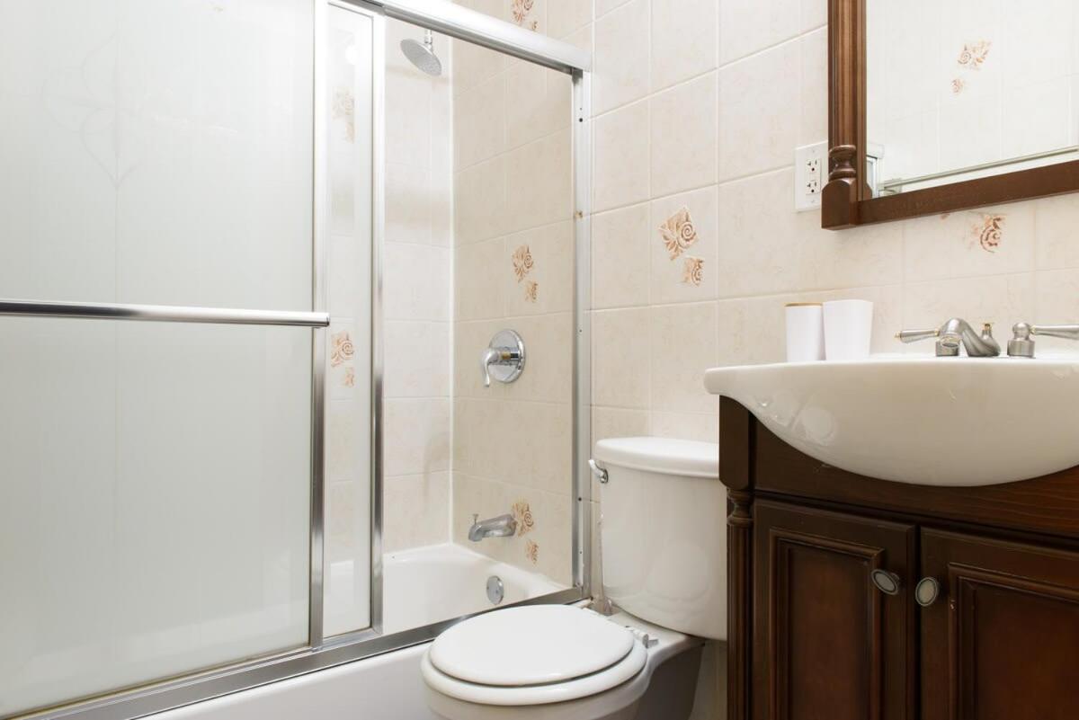 26-3A STUDIO Gramercy W D Outdoor Courtyard
