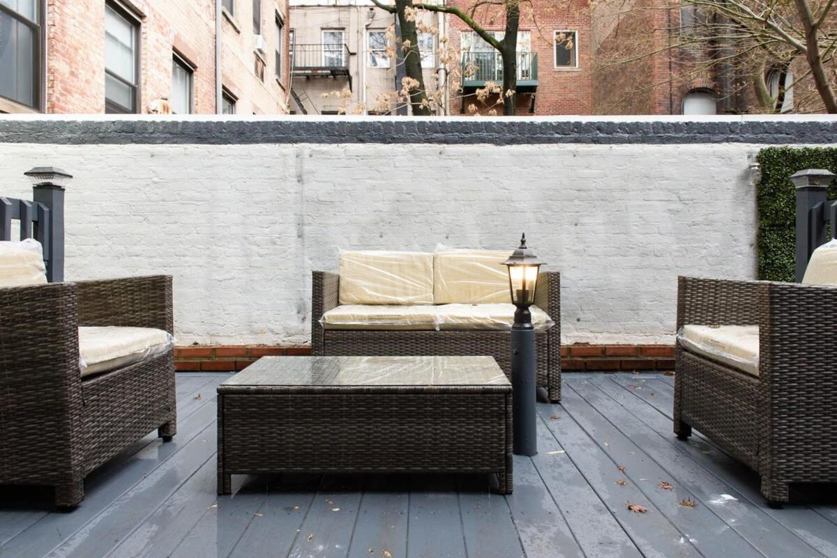 26-3A STUDIO Gramercy W D Outdoor Courtyard