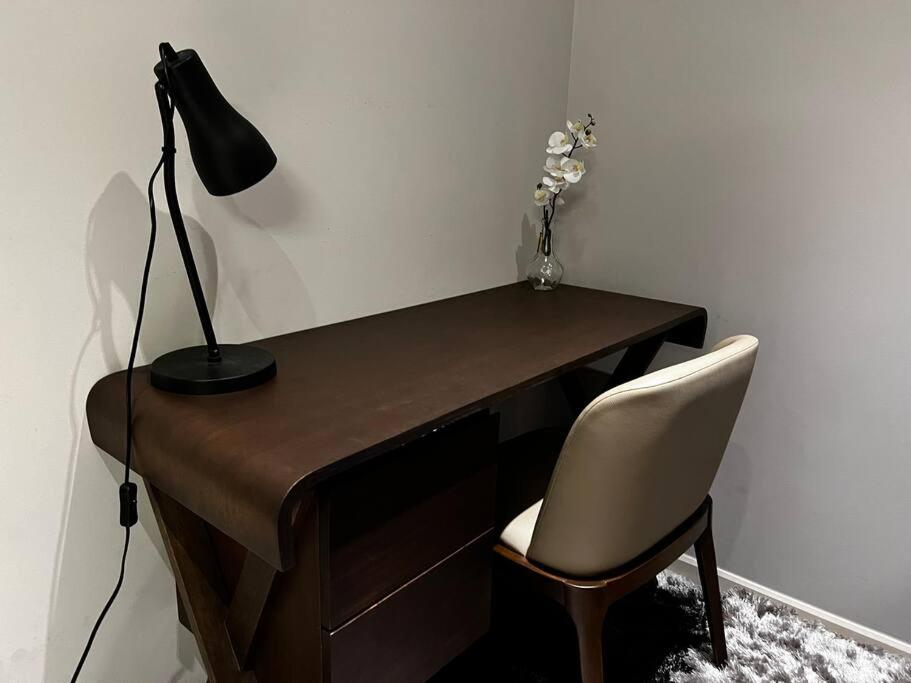 Dorsett Hartamas Suite w ProjectorNetflix