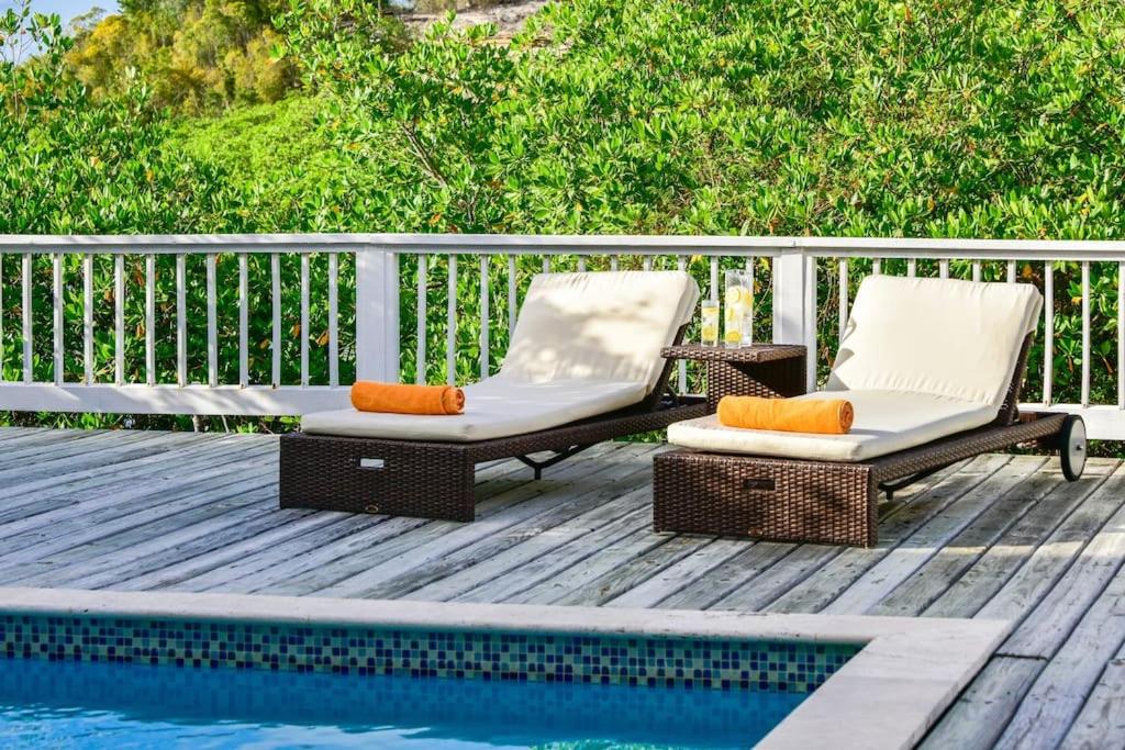 The Hideaway 3 Bedroom Townhouse with Pool