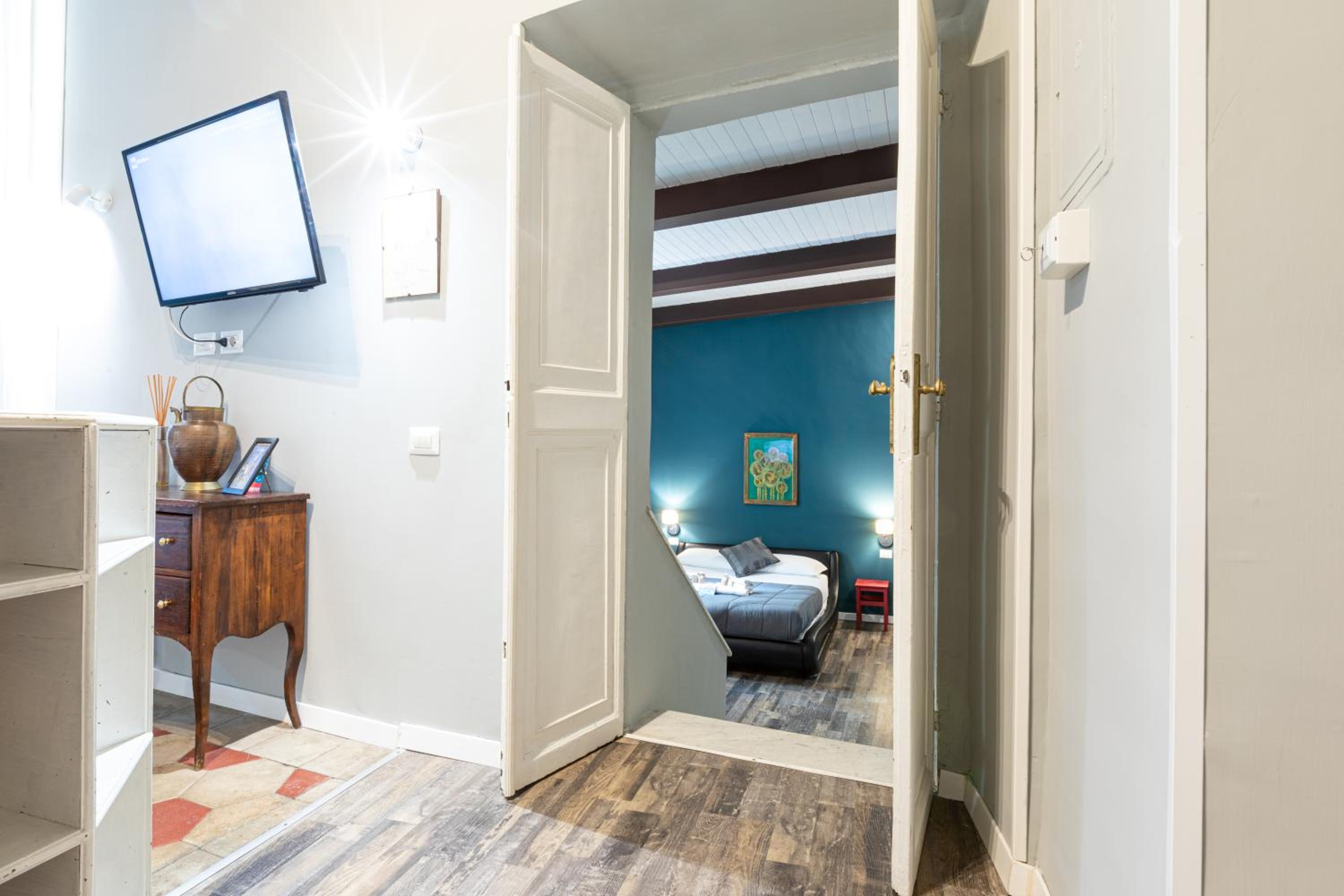 Apartment with nice terrace by the Amazing Pantheon