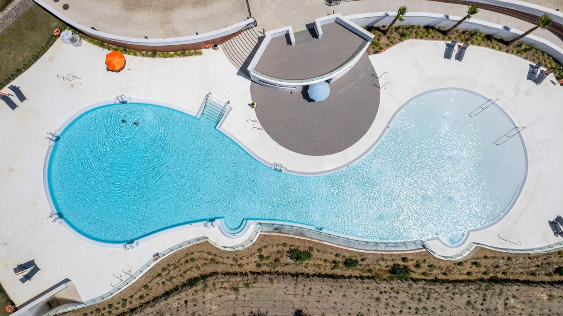 ViVi Homes - Deco Pool, Garden, Terrace & Beach