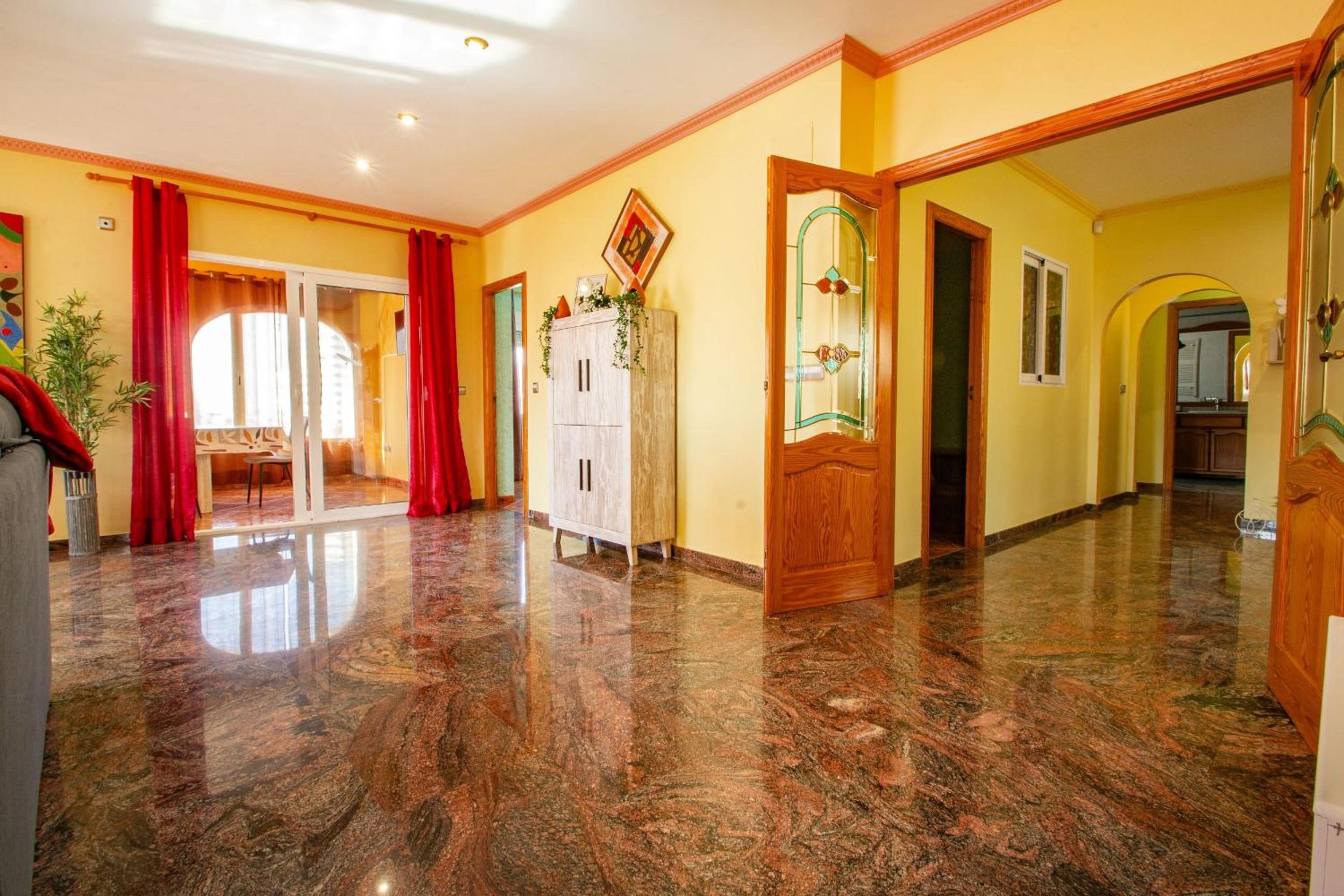 Villa Flora - Plusholidays