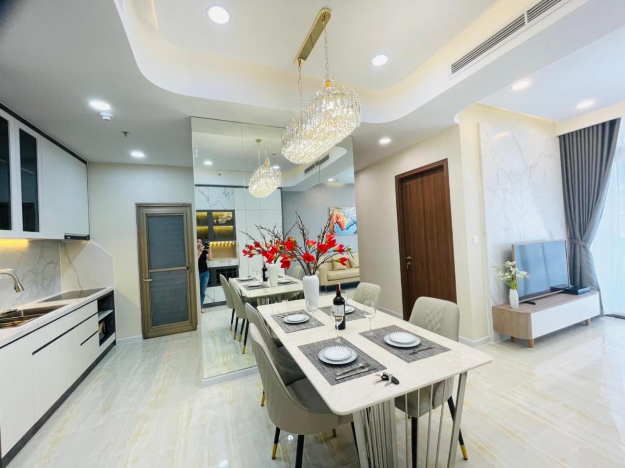 AlaHome 2Br M8 Midtown