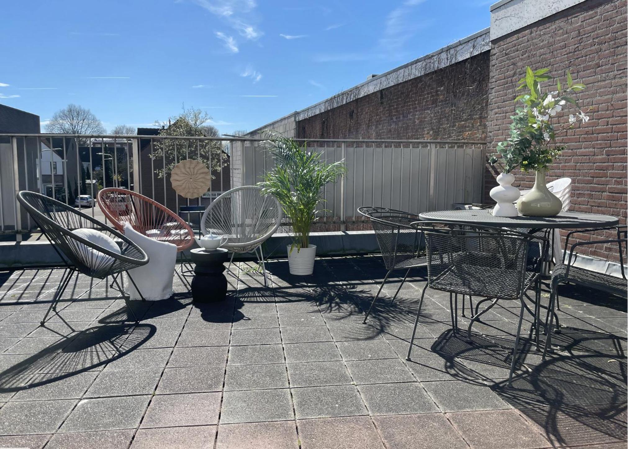 Group-Friendly Stay in Tilburg Walk to 013 view 4