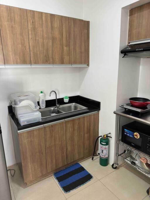 Stylish 2Bedroom Unit @Avida #26 view 2