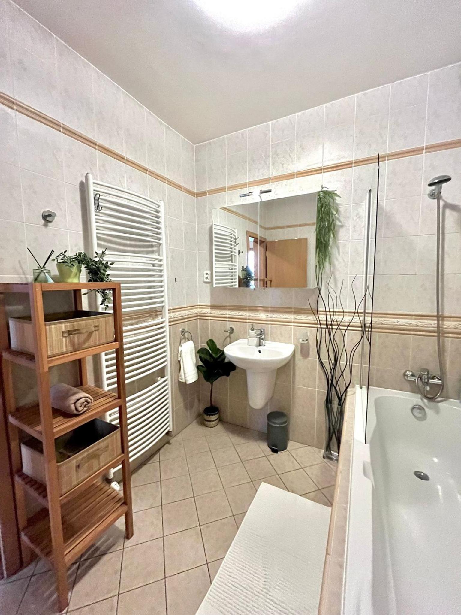 Apartment Tina - Old Town, AC, Free Private Parking view 3