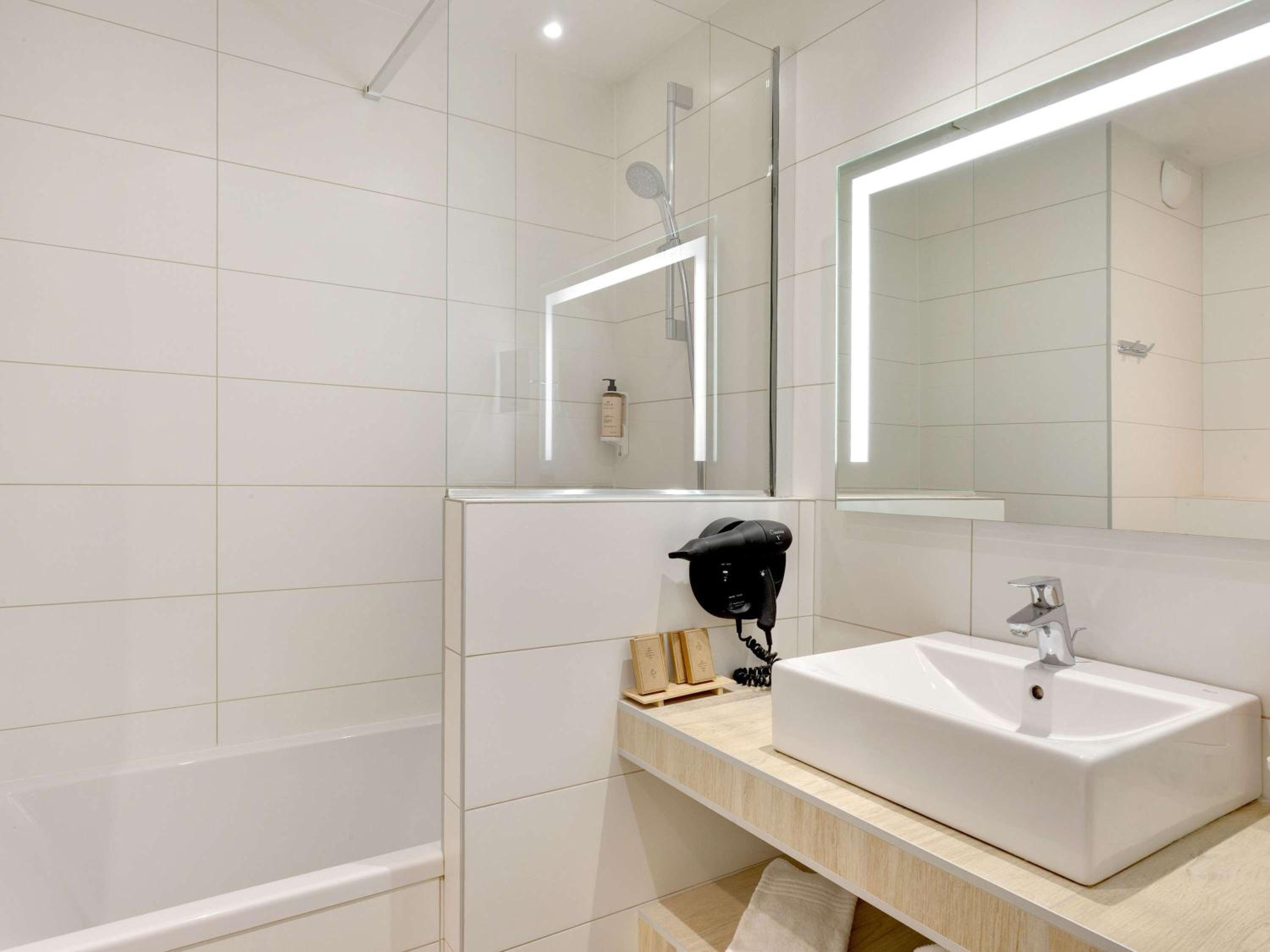 Montpellier Vacations - Mercure Montpellier Centre Comedie - Property Image 10