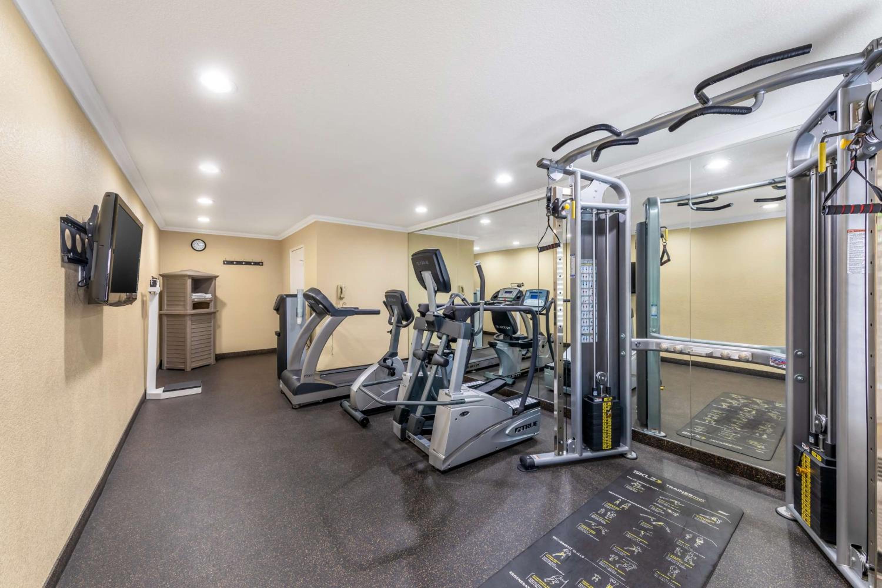 Best Western Americana Inn - Property Image 34