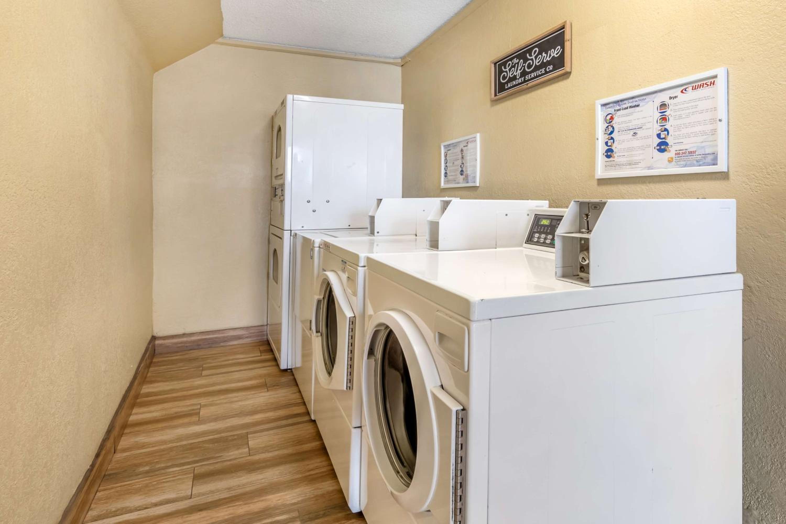 Best Western Americana Inn - Property Image 28