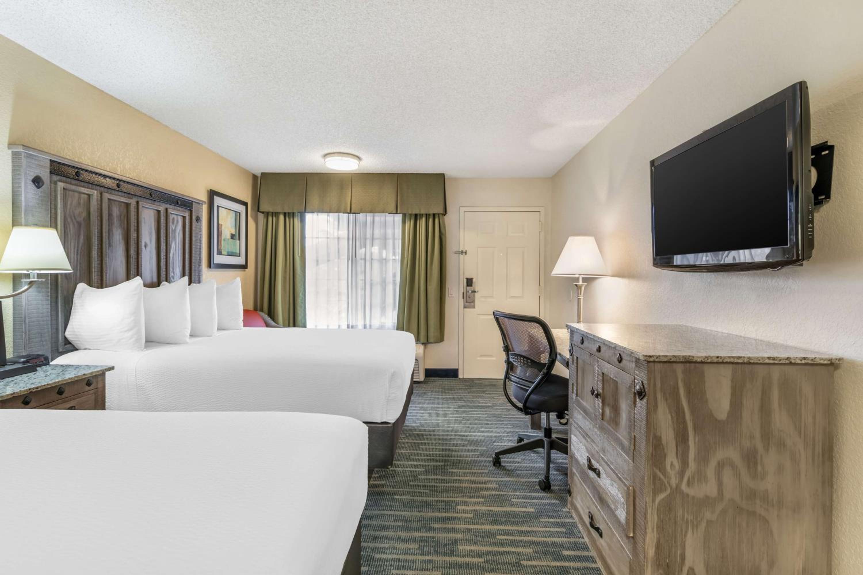 Best Western Americana Inn - Property Image 13