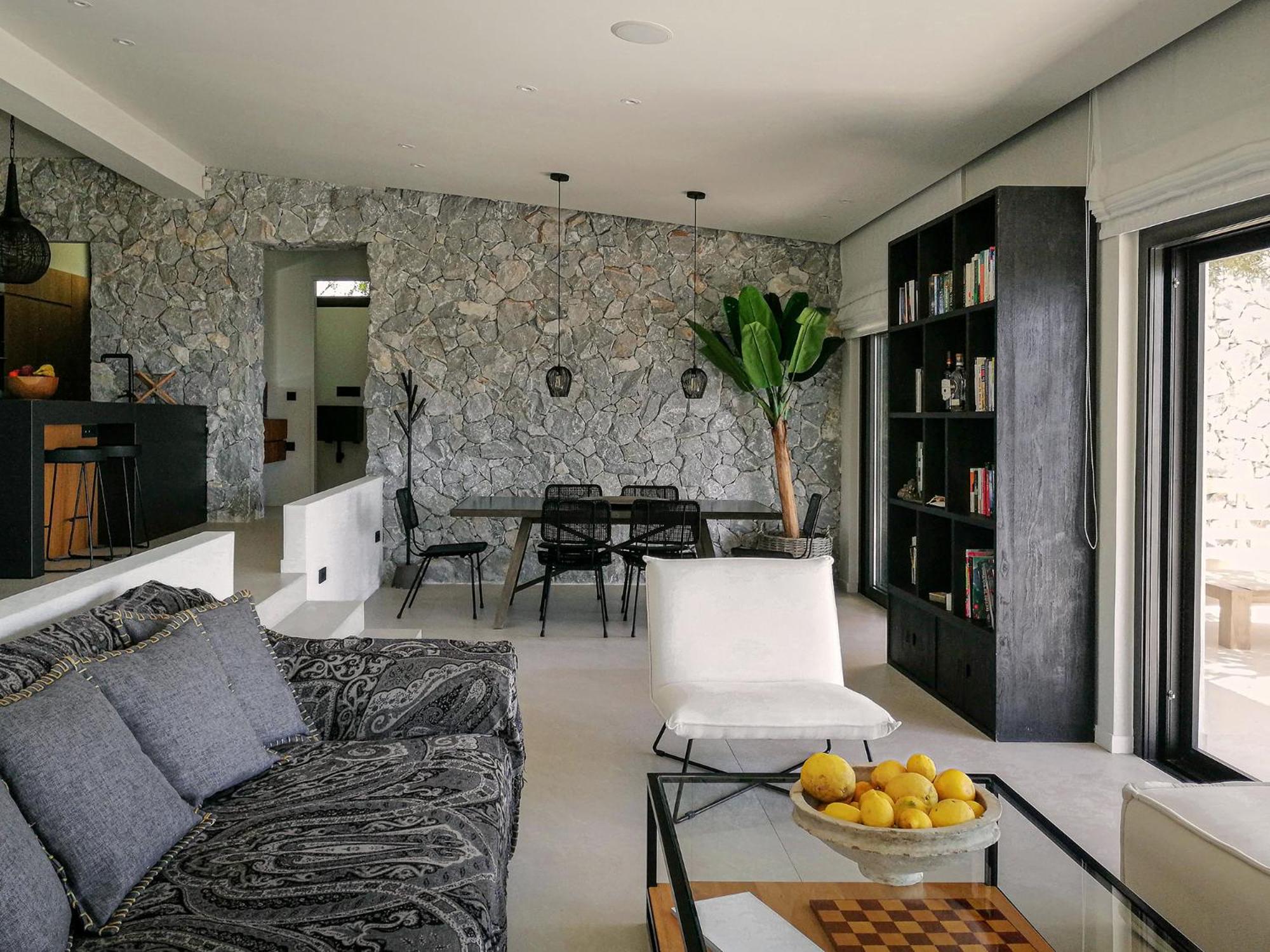 Villa Iris