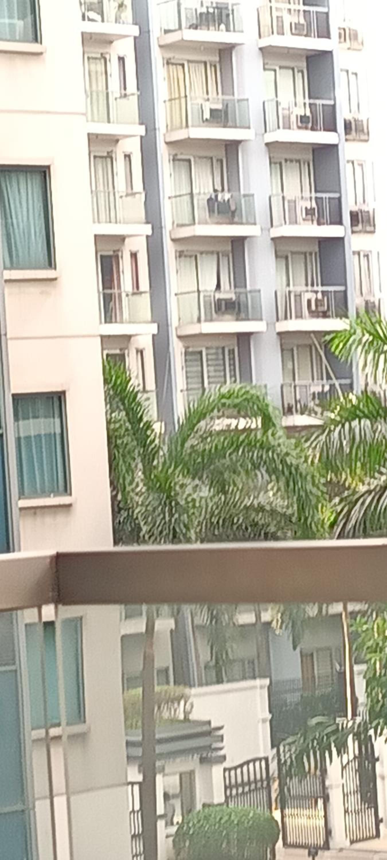 Condotel in front of Terminal 3 view 2