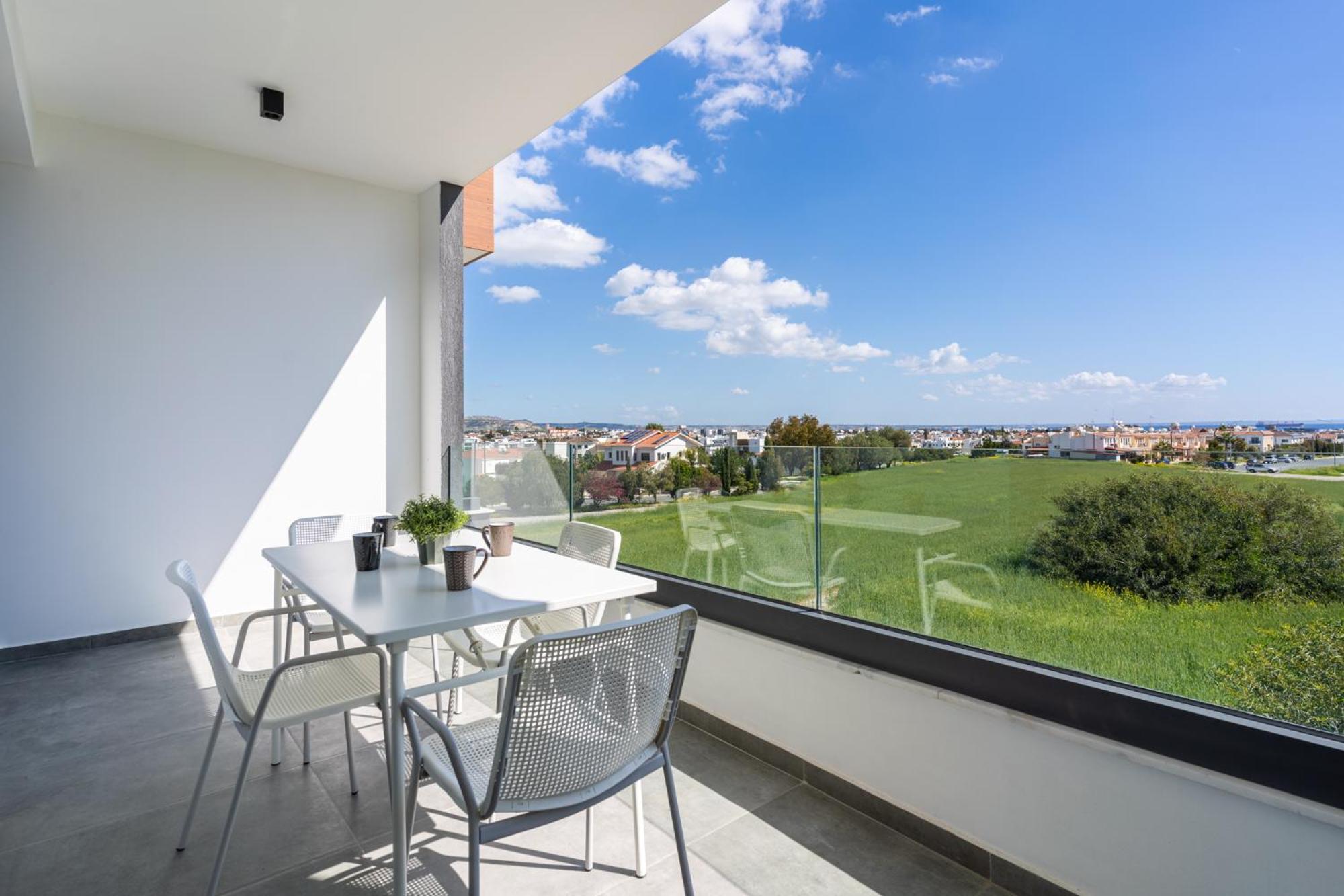 Ivory 1-BR Apartment in Aradipou