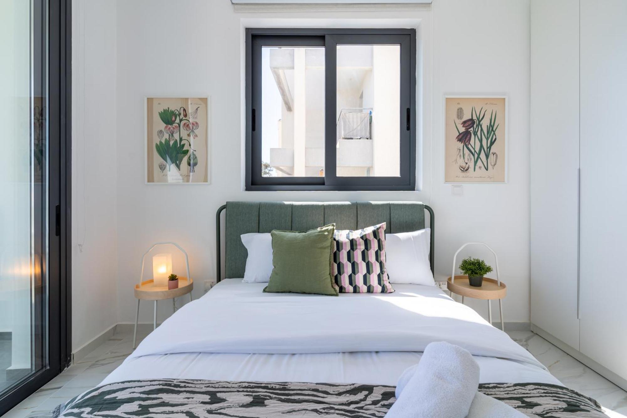Ivory 1-BR Apartment in Aradipou