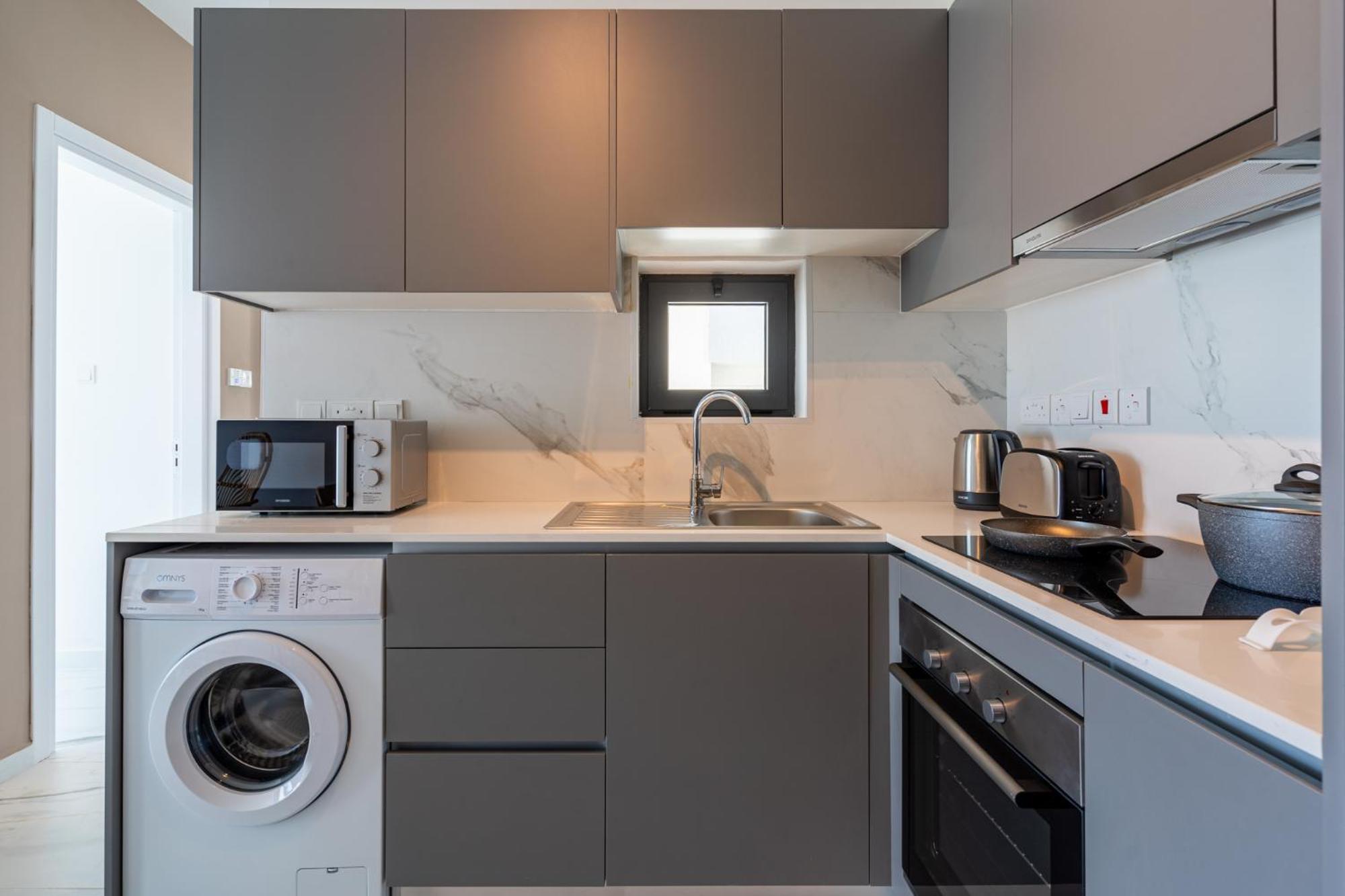 Ivory 1-BR Apartment in Aradipou