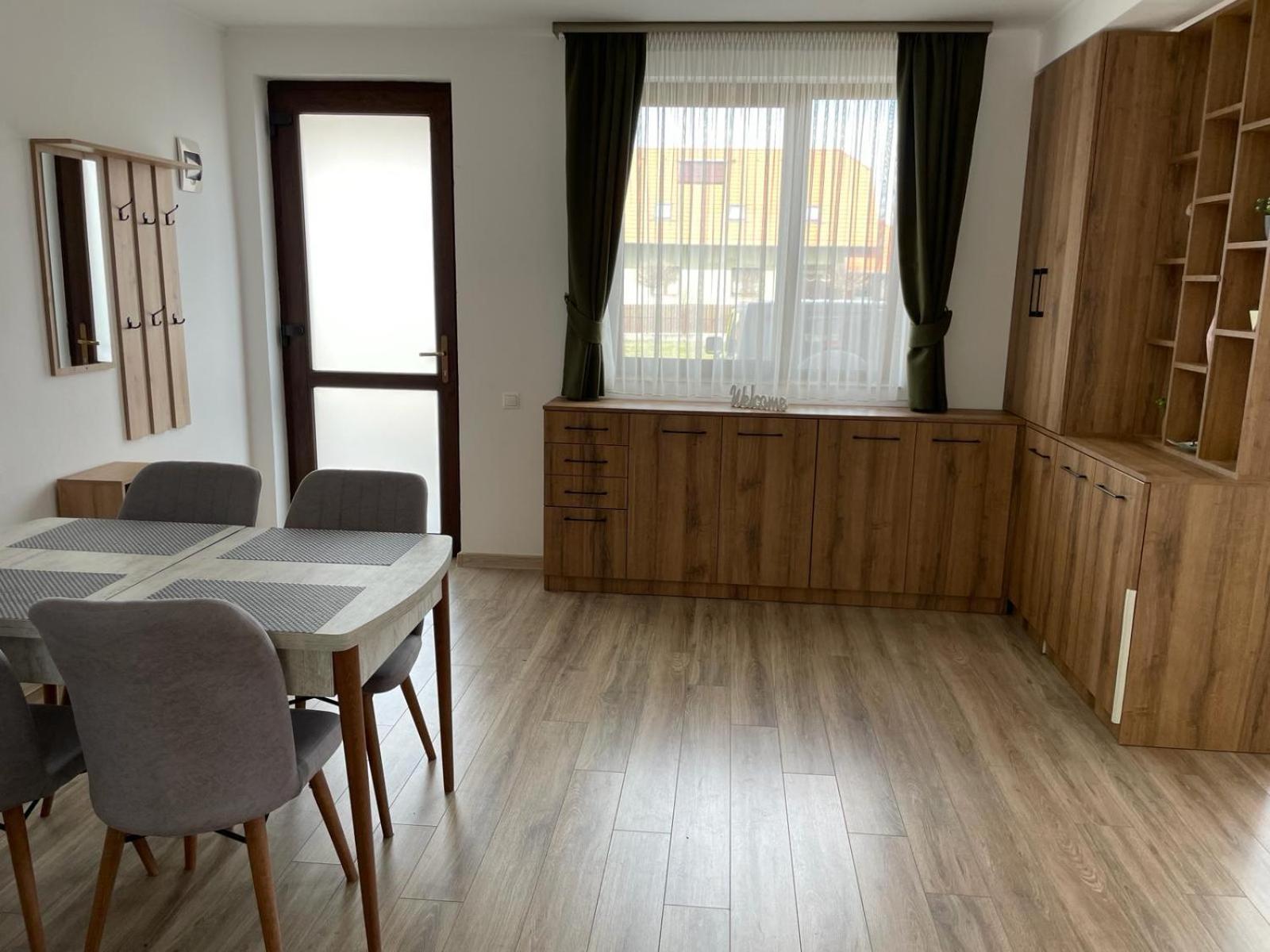 Fenyő Apartman view 4
