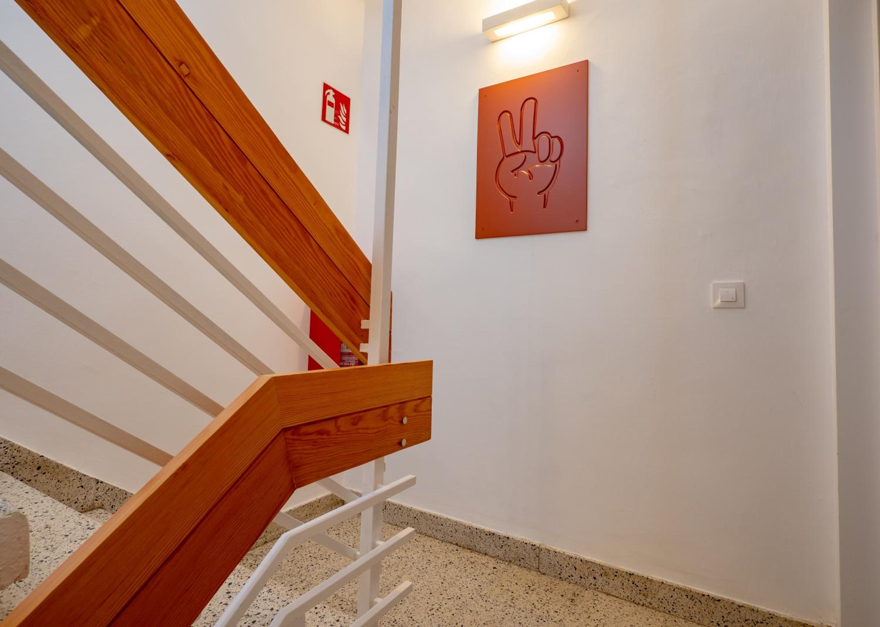 Agi Gloria Rooms