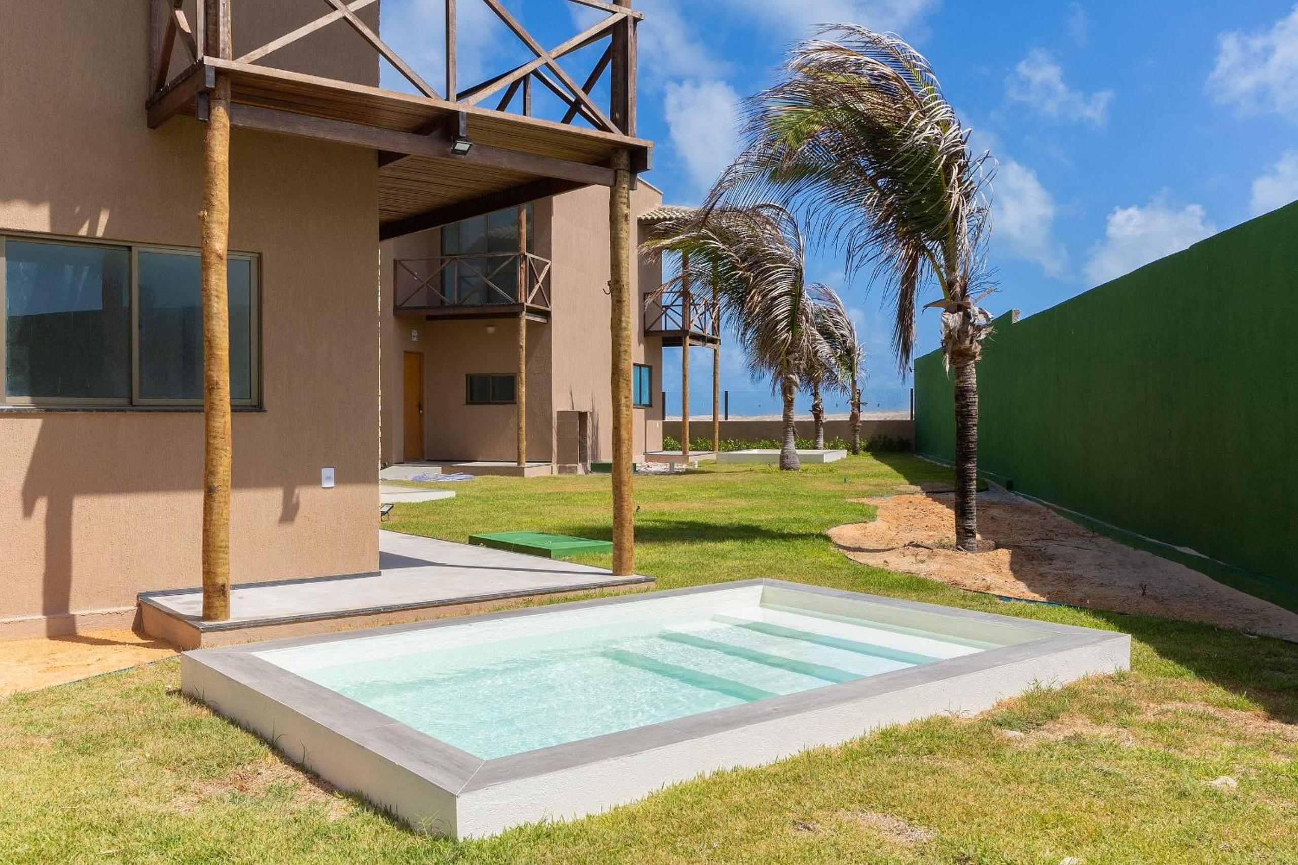 Beachfront Duplex #A9 em Barro Preto por Carpediem