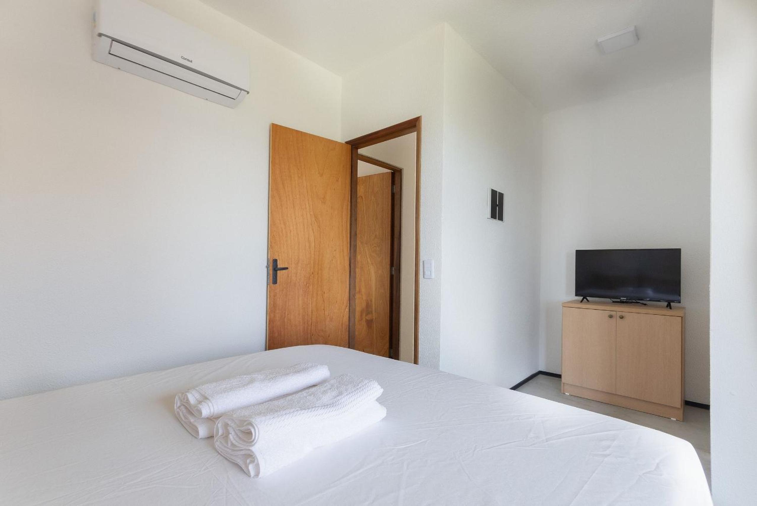 Beachfront Duplex #A9 em Barro Preto por Carpediem