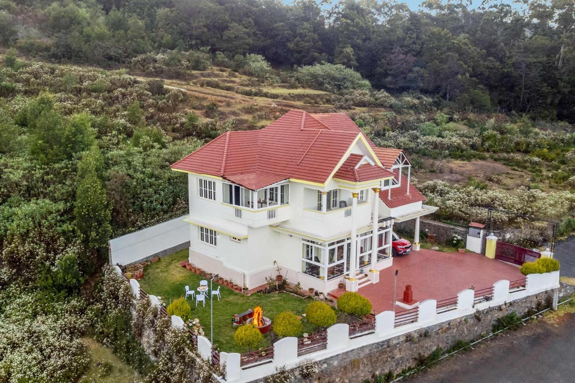 StayVista at Orion's Crest ooty including breakfast - Pet Friendly Villa view 2
