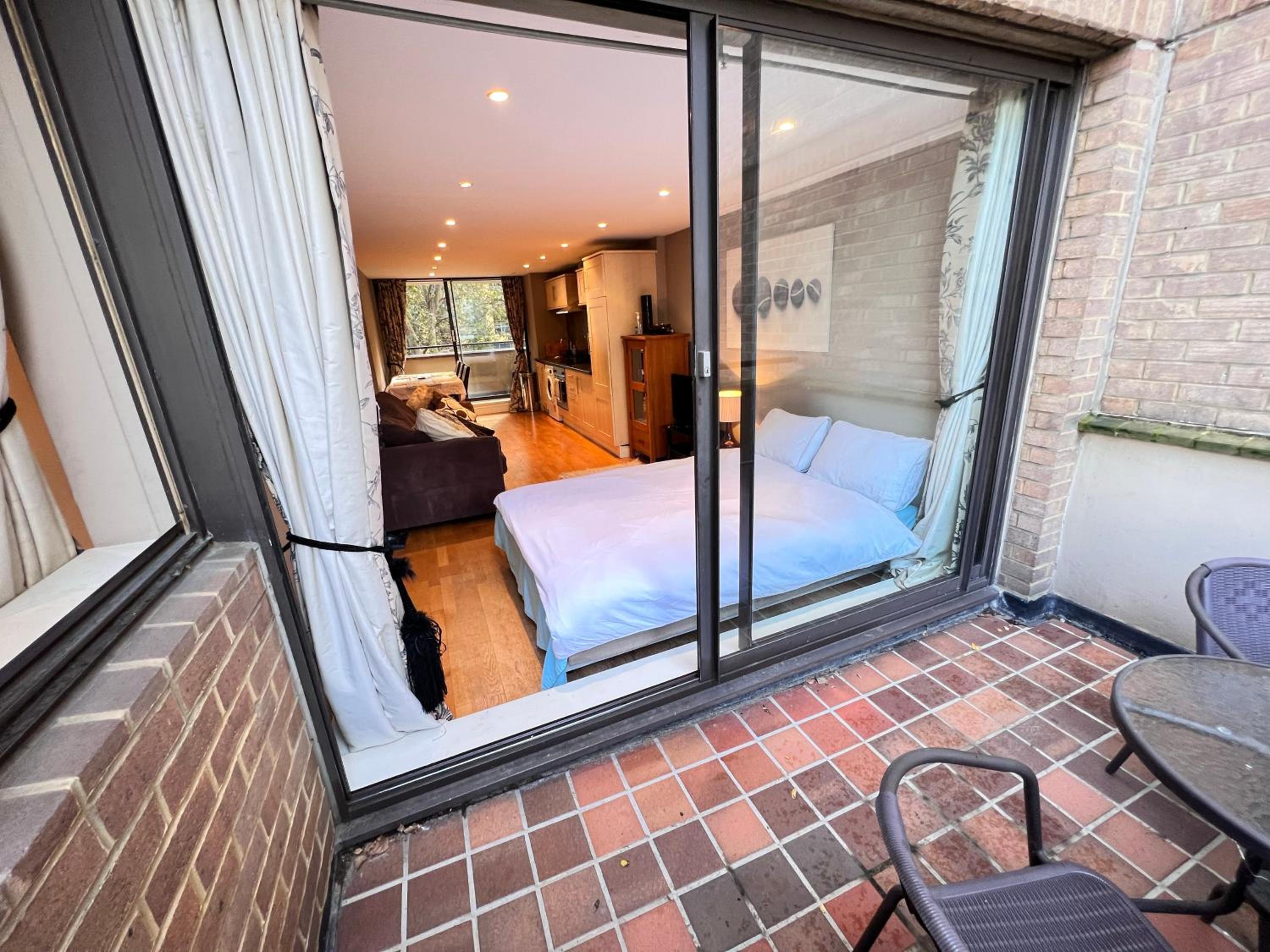 Happy River Thames View Entire Apartment