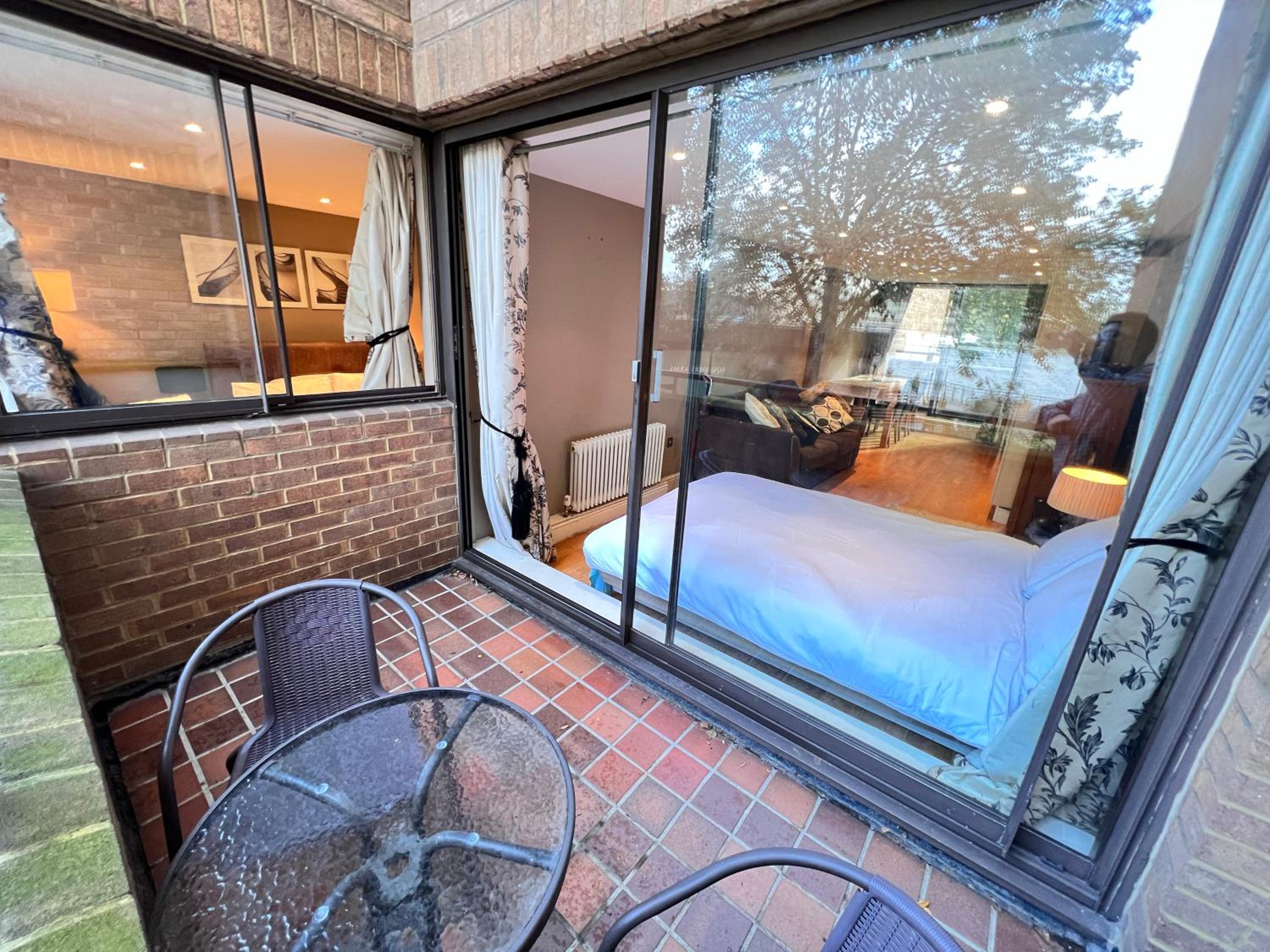 Happy River Thames View Entire Apartment