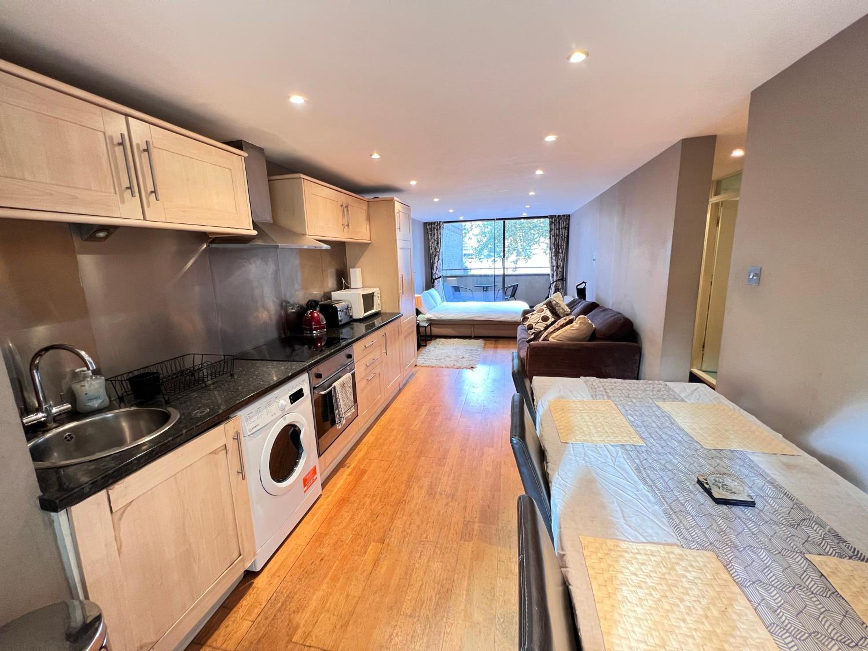 Happy River Thames View Entire Apartment