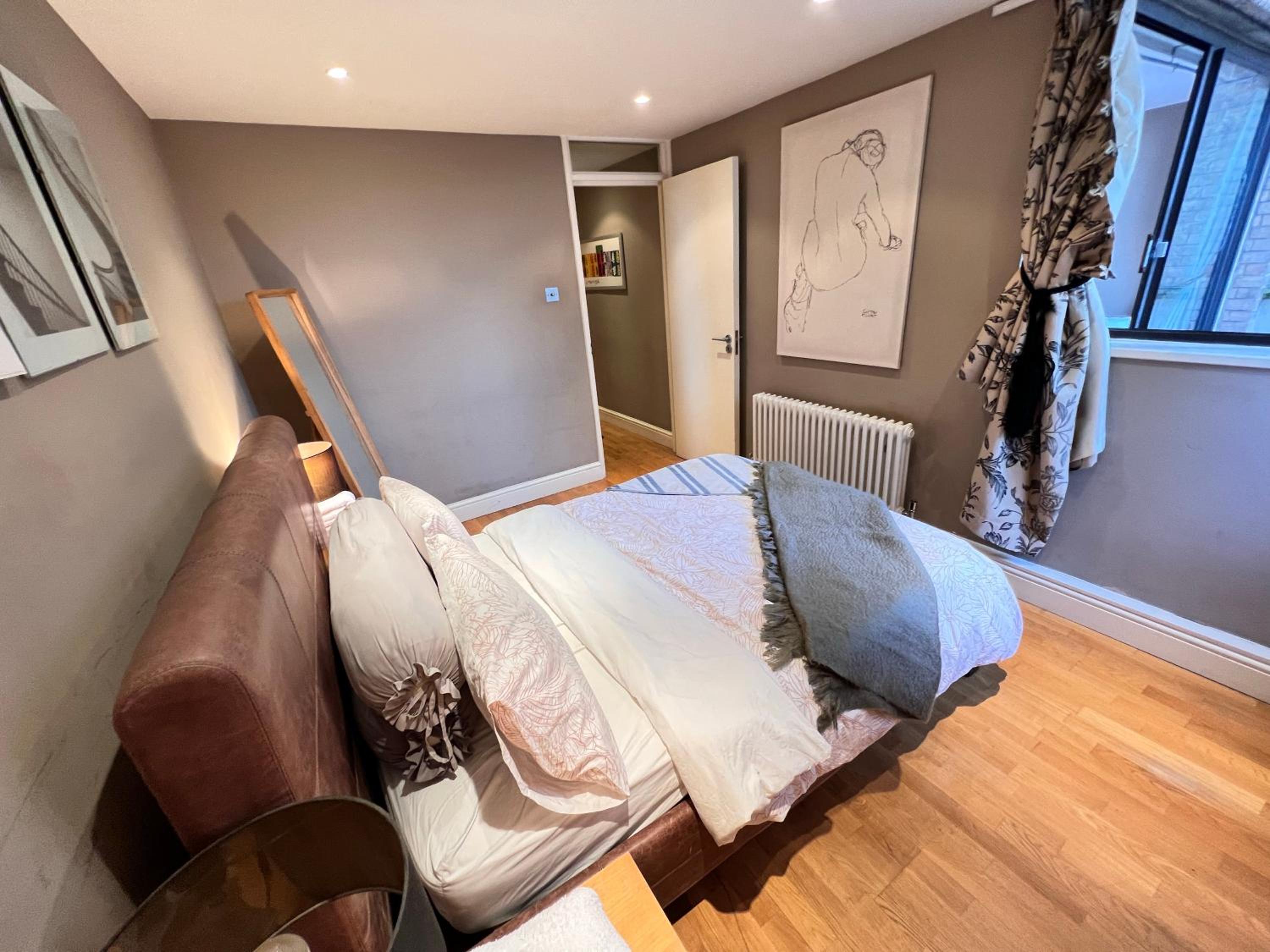 Happy River Thames View Entire Apartment