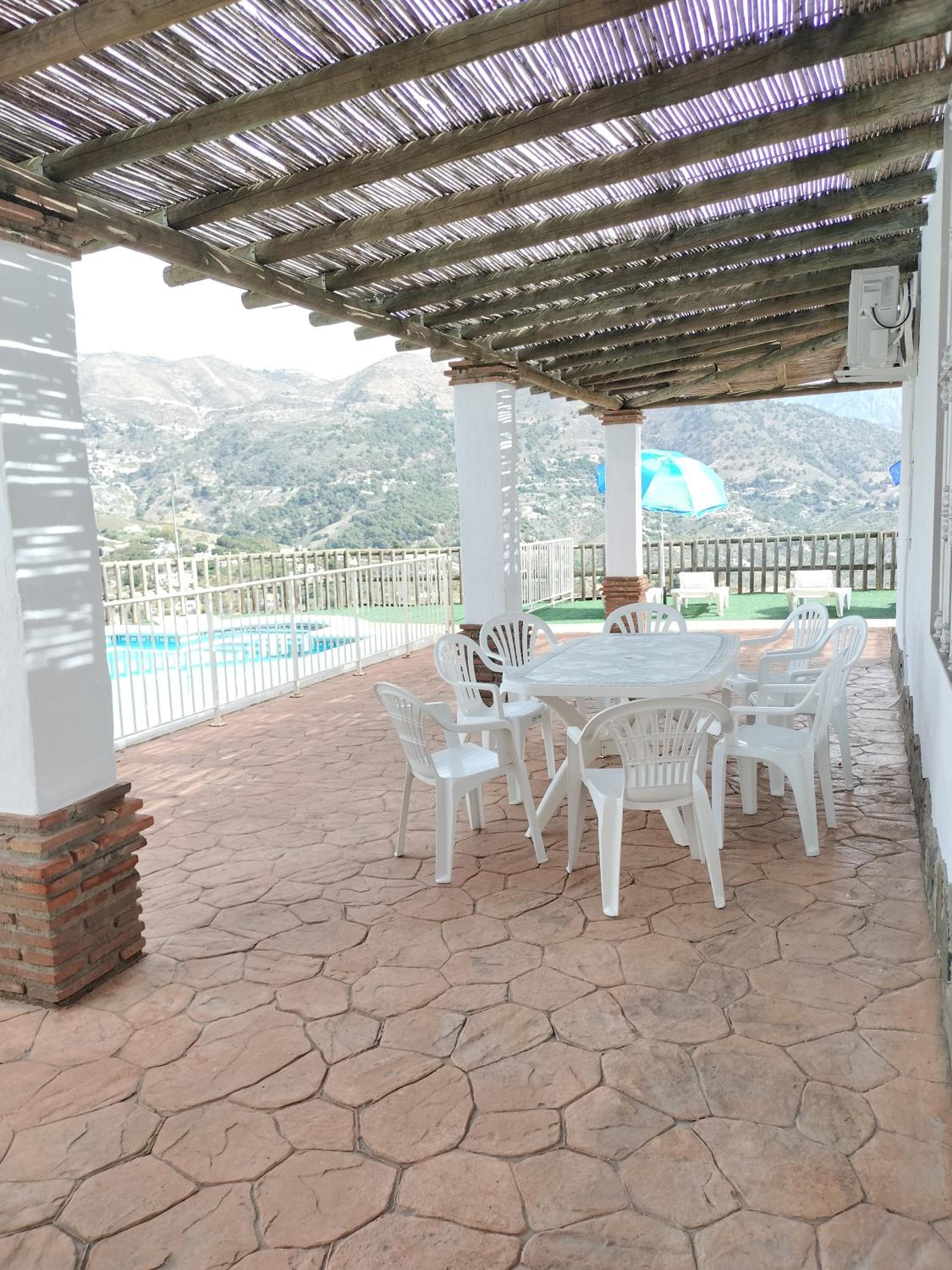 CASA ARIANA