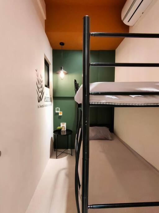 Cozy INS Design 4pax 5min drive to Desa Park City