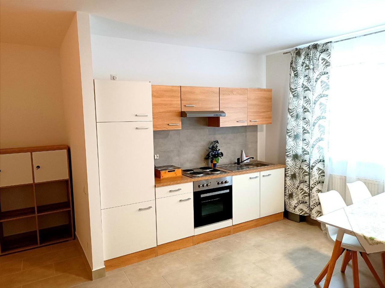 Family Apartments Tauchen