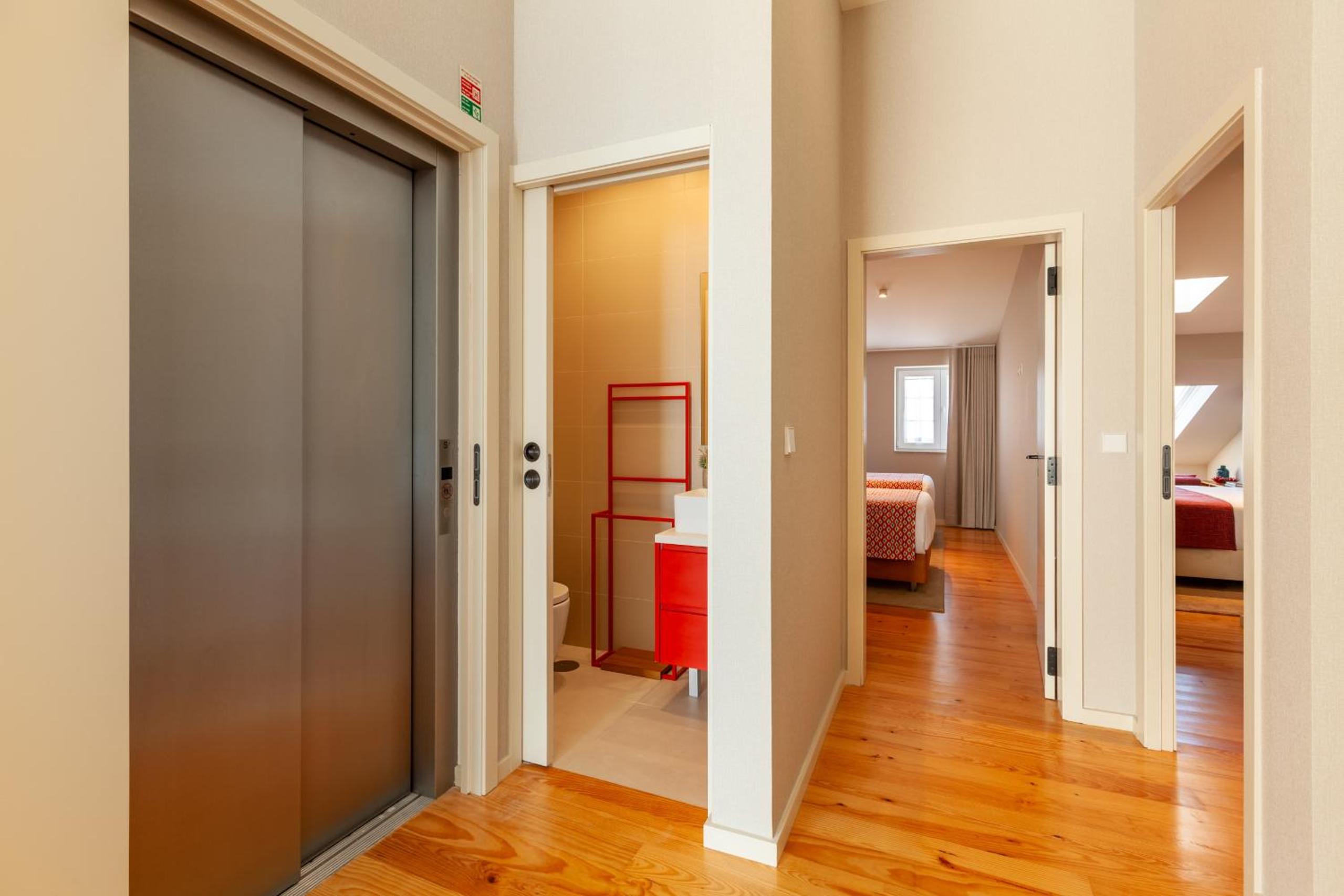 Savvy Signature Apartments