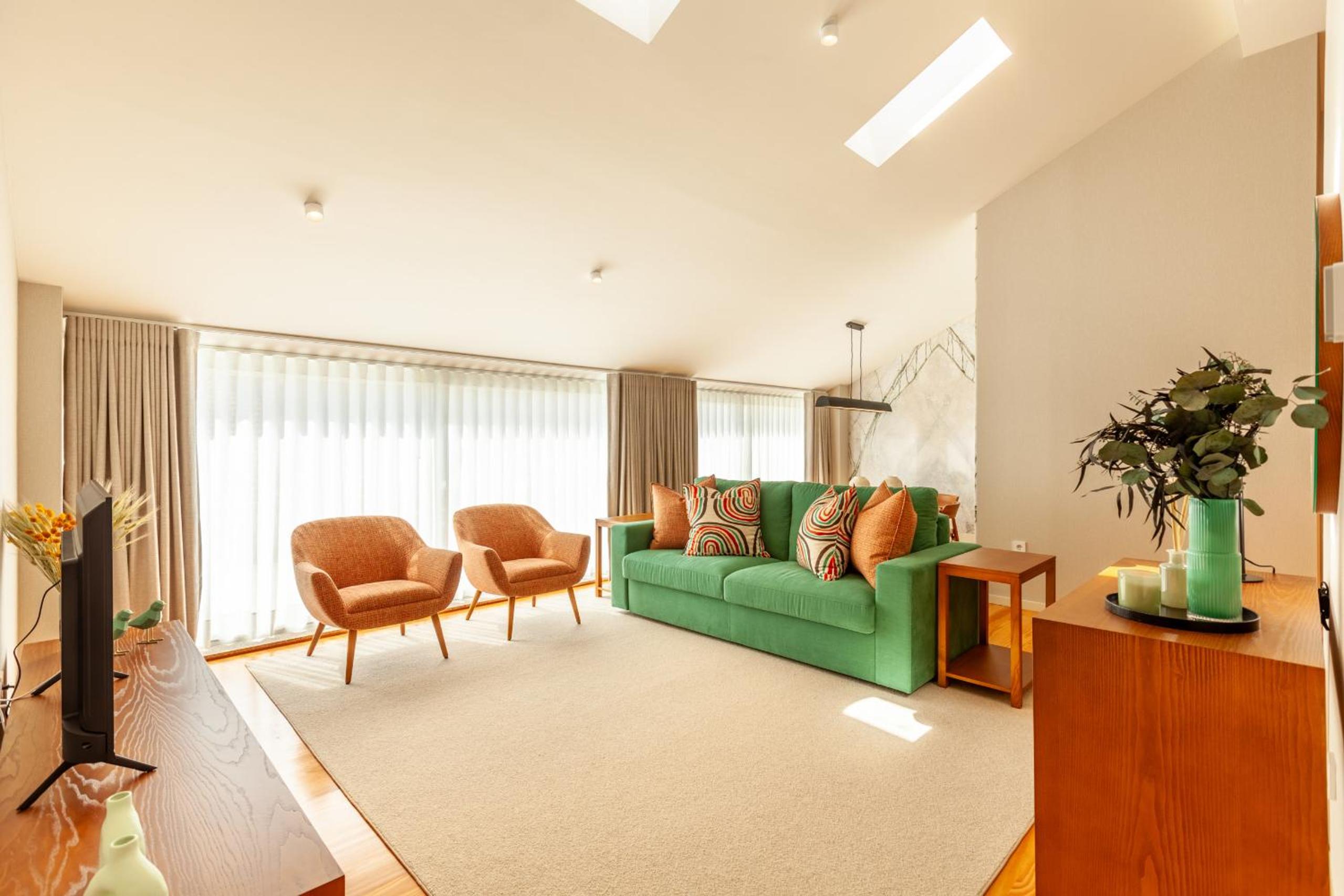 Savvy Signature Apartments