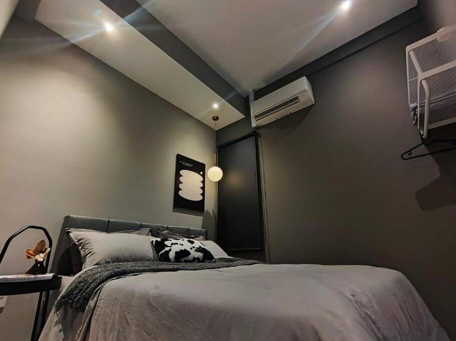 Magic Black Design 4 Pax 5Min To DesaPark City