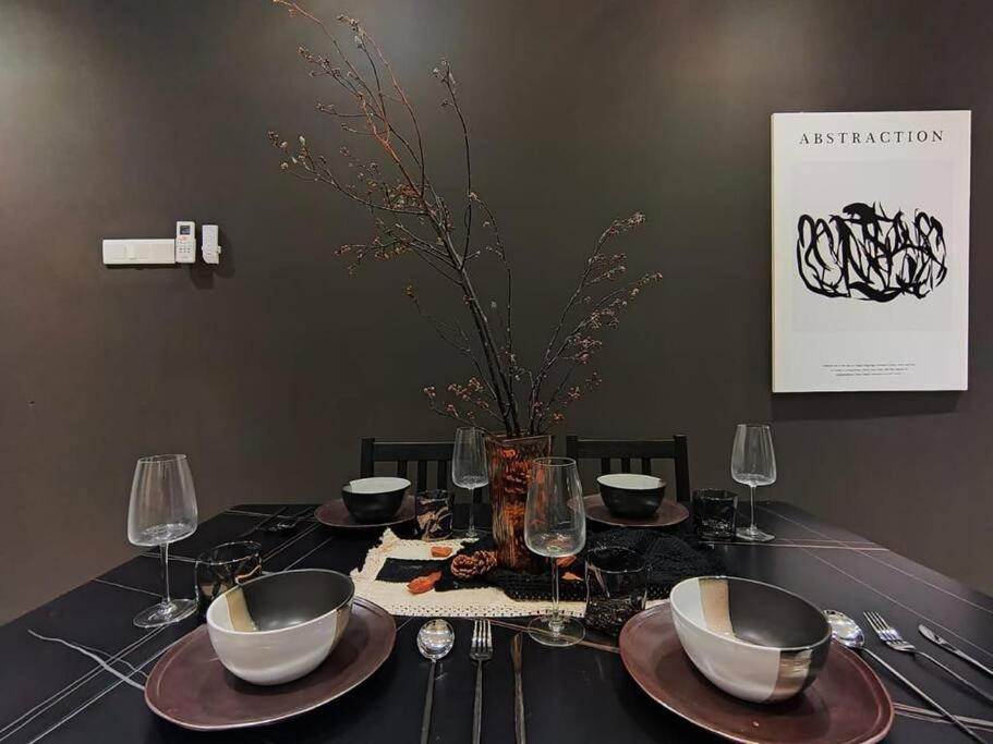 Magic Black Design 4 Pax 5Min To DesaPark City