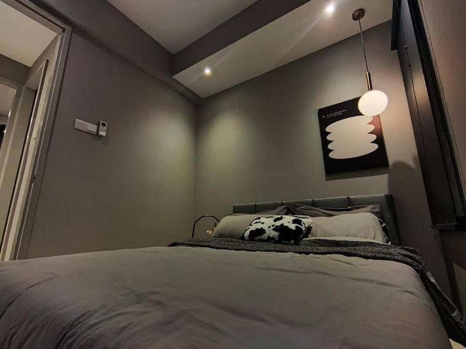 Magic Black Design 4 Pax 5Min To DesaPark City