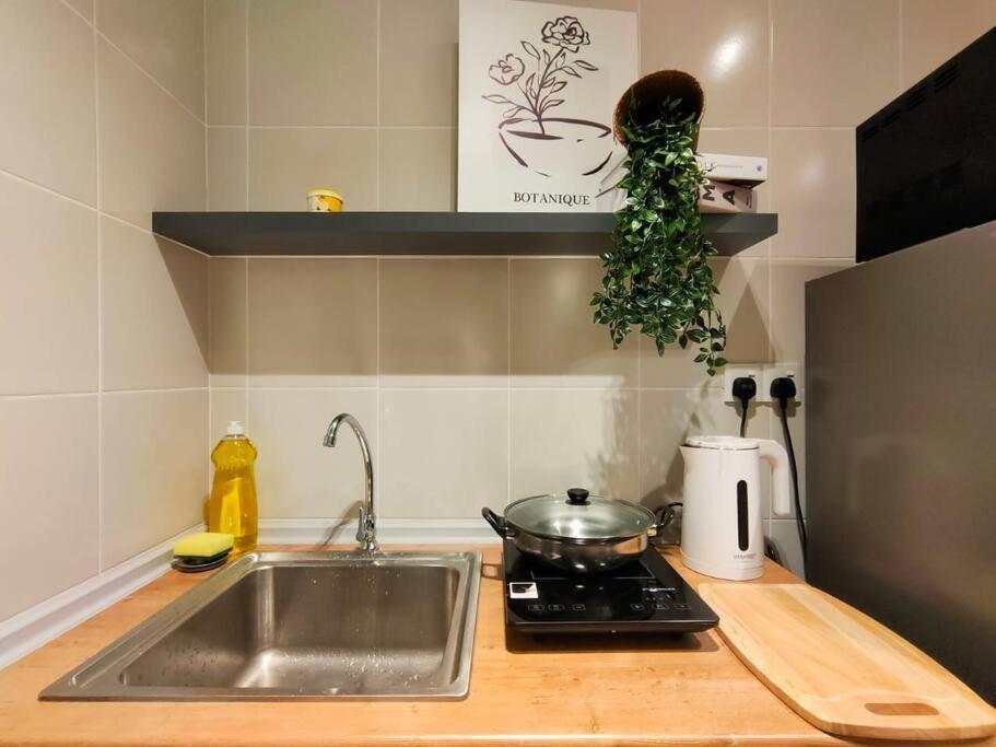 Magic Black Design 4 Pax 5Min To DesaPark City