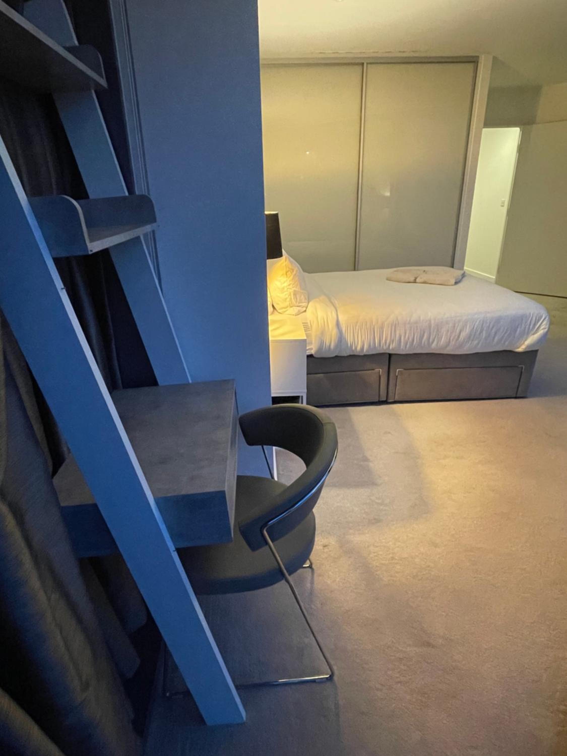 Shared Apartment in Central London