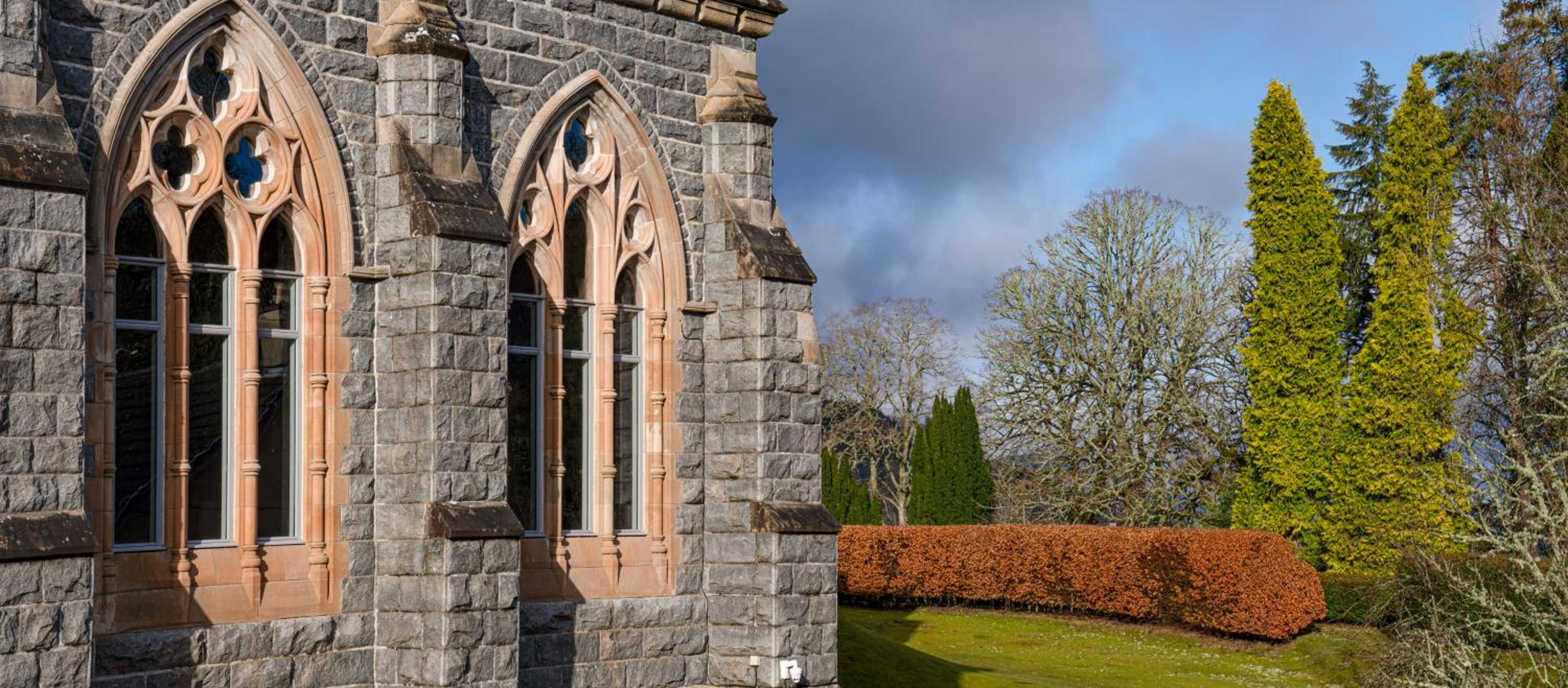 Hotel Abbey Holidays Loch Ness Luxury Self Catering 2 Bedroom Cottages - Image 1