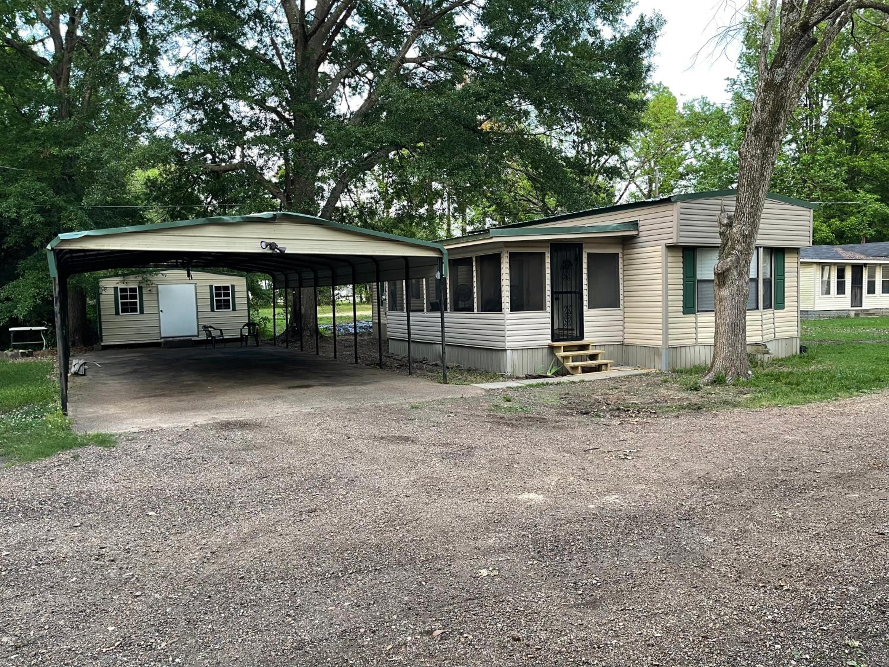 Batesville Vacations - TE Ponderosa - Property Image 1