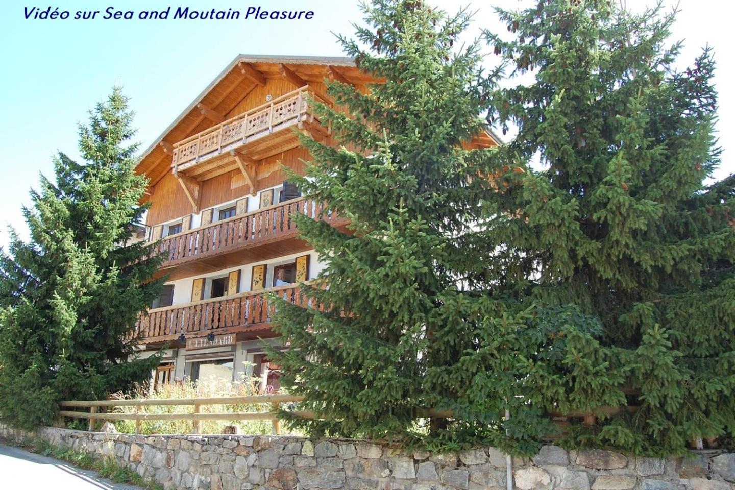 Chalet Alpe d'Huez 1850-Sea and Mountain Pleasure Avec 2 appartements- 1 Appartement 3 Chambres 8 Couchages - 3 Salles d'eau et 1 Appartement 5 Chambres 12 photo 5