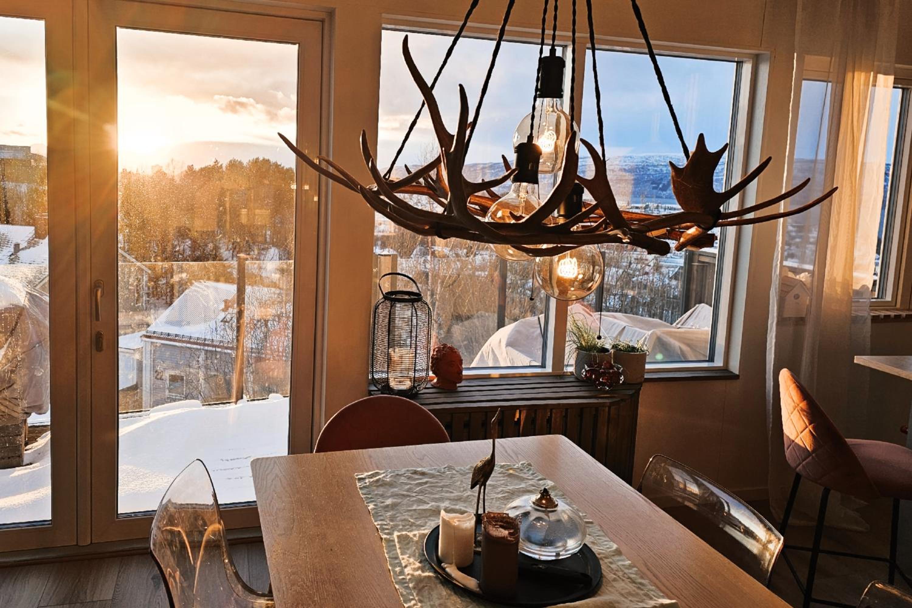 Narvik Mountain Homes Sunset View and Sauna view 3