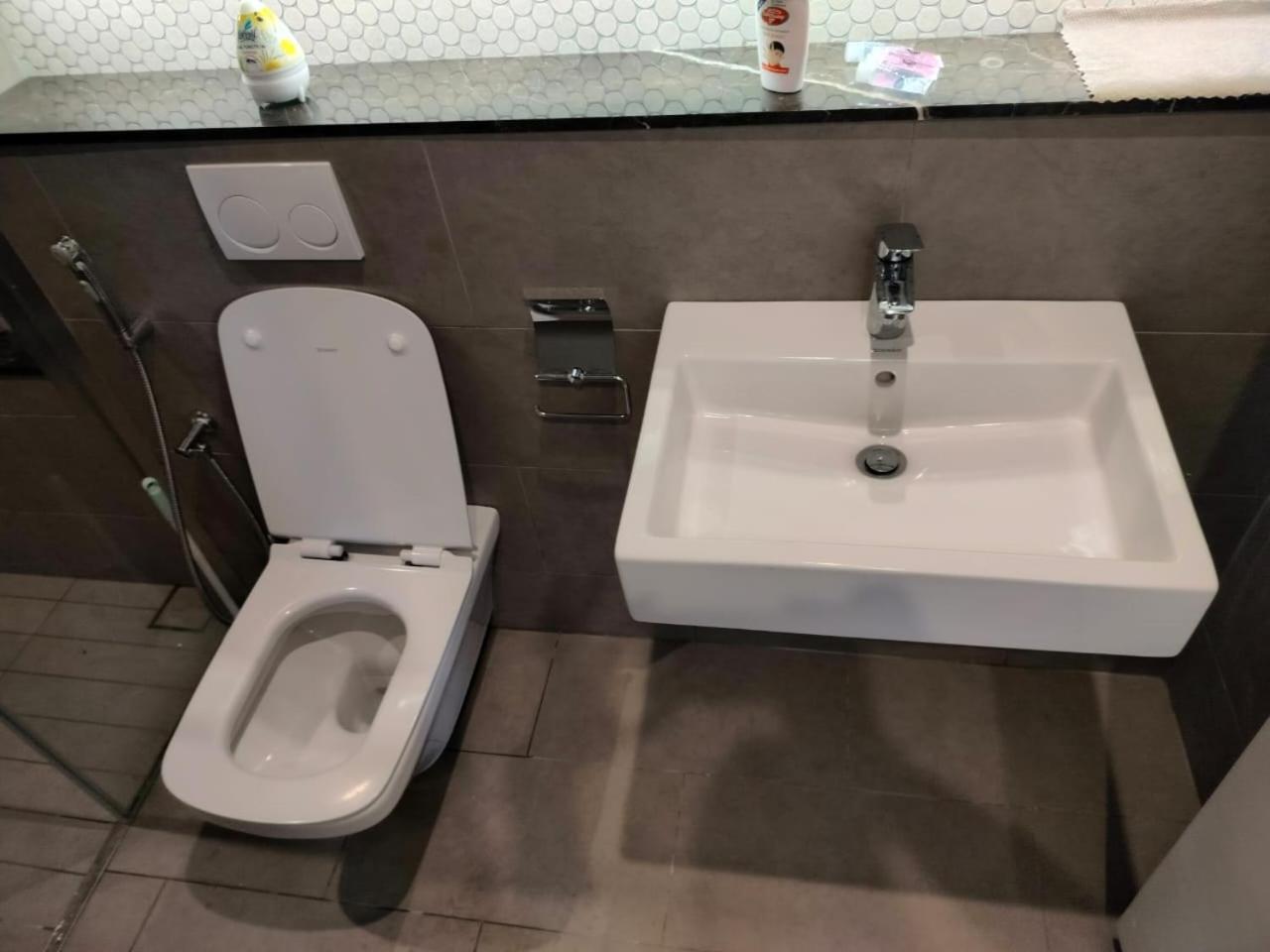 Lucentia Residential Hotel