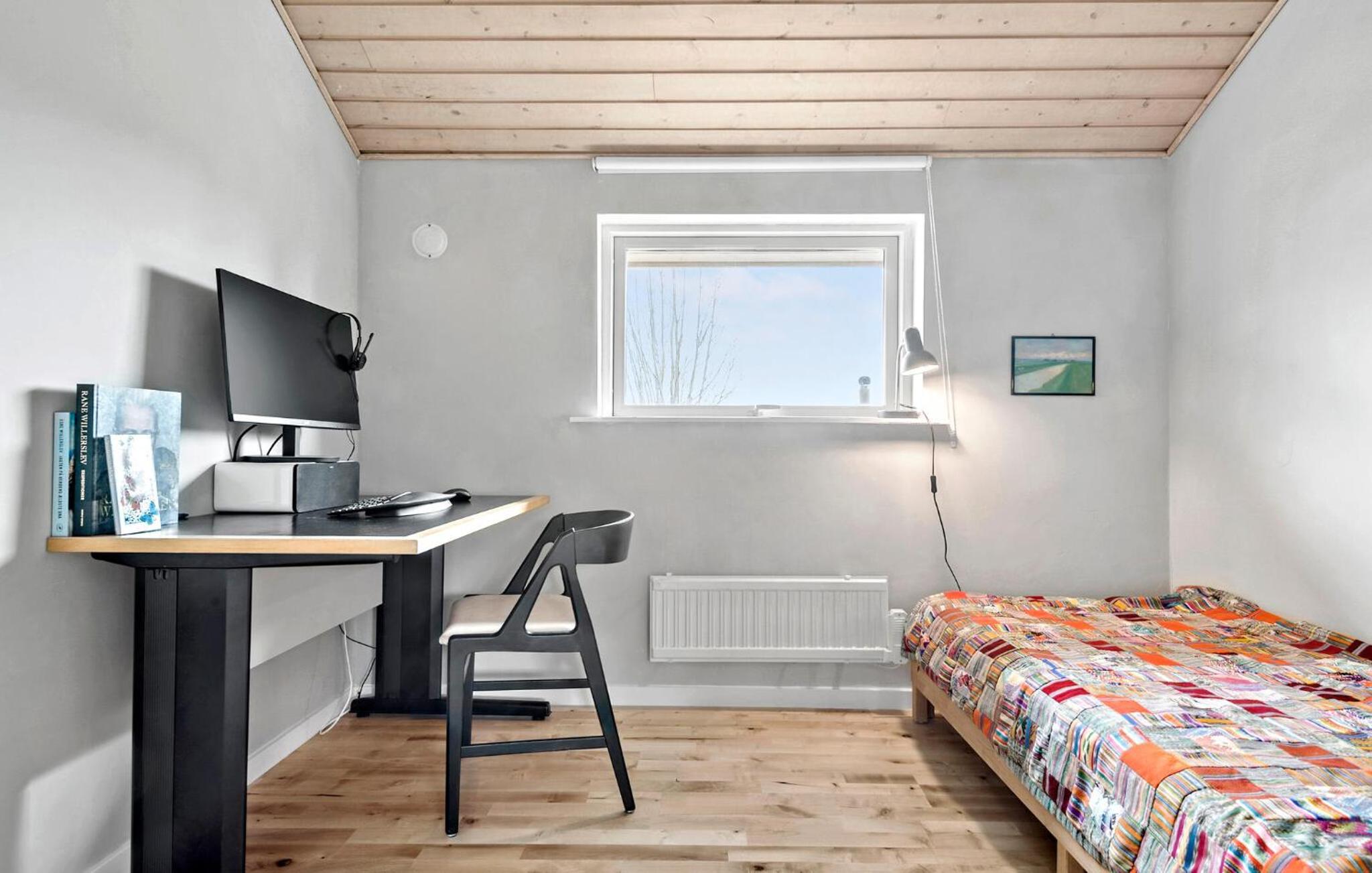 Beautiful Home In Rude With Kitchen